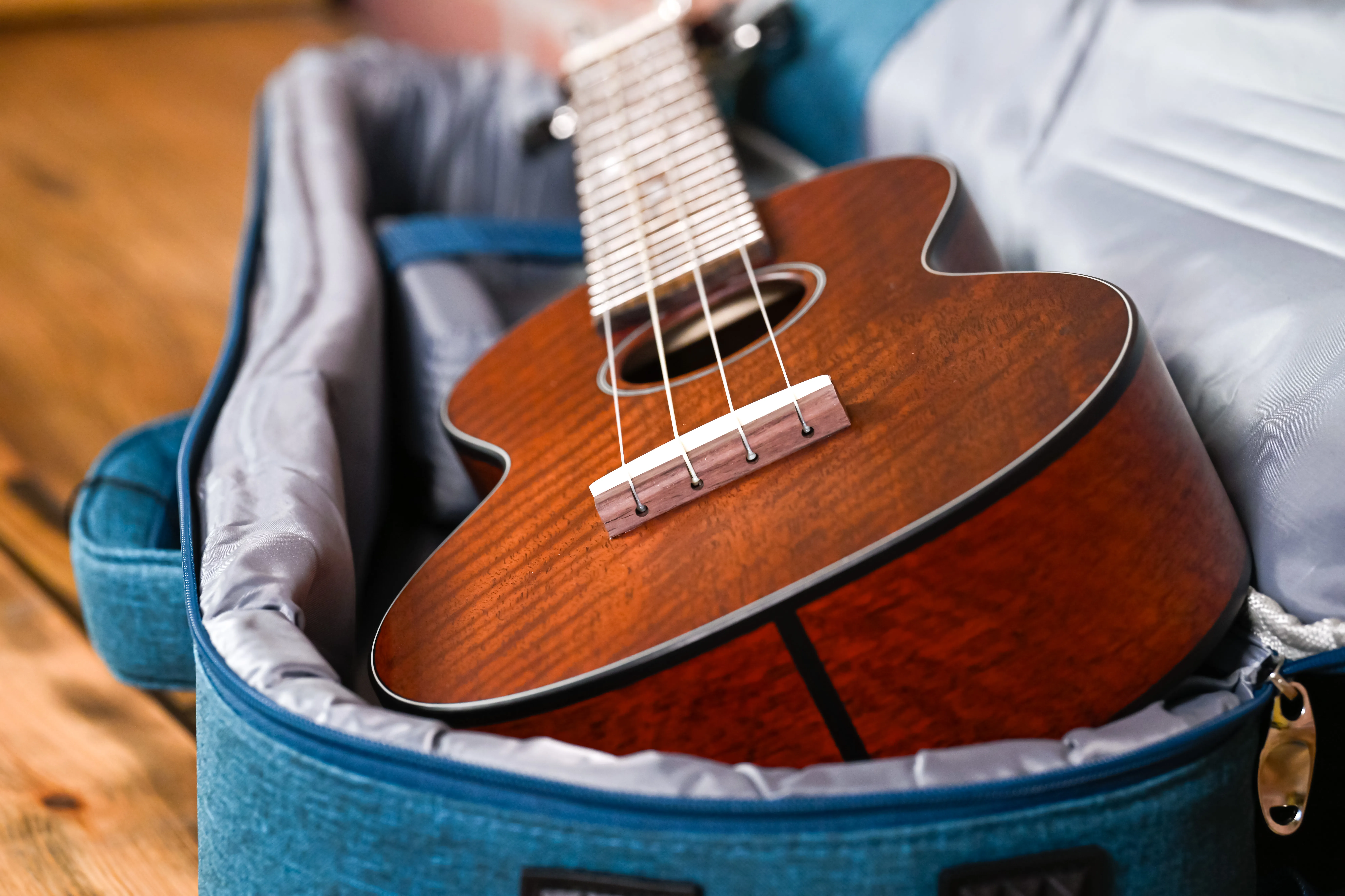 EU1-C Concert Ukulele Solid Mahogany