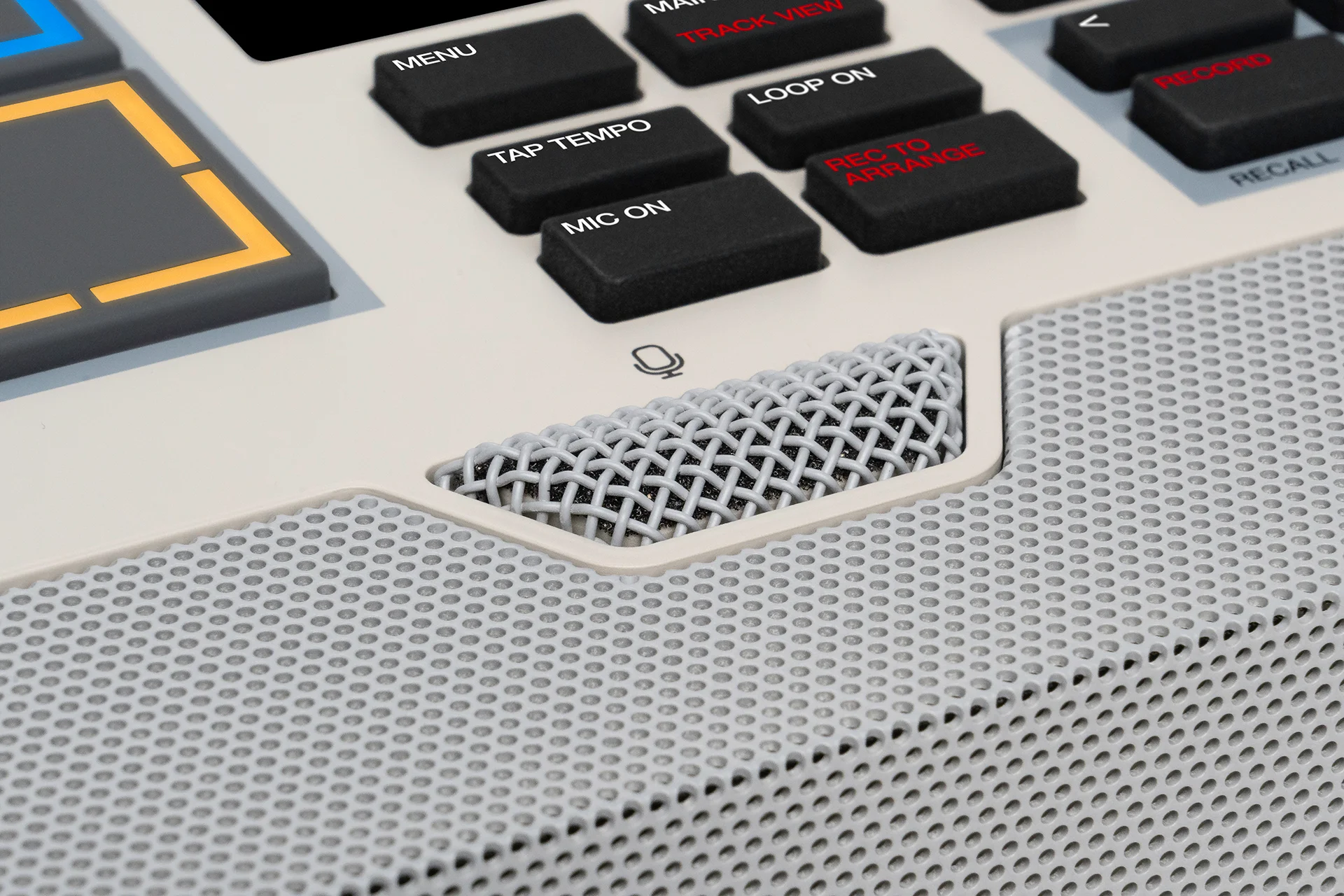 Akai MPC Live III Retro mit integriertem Lautsprechersystem