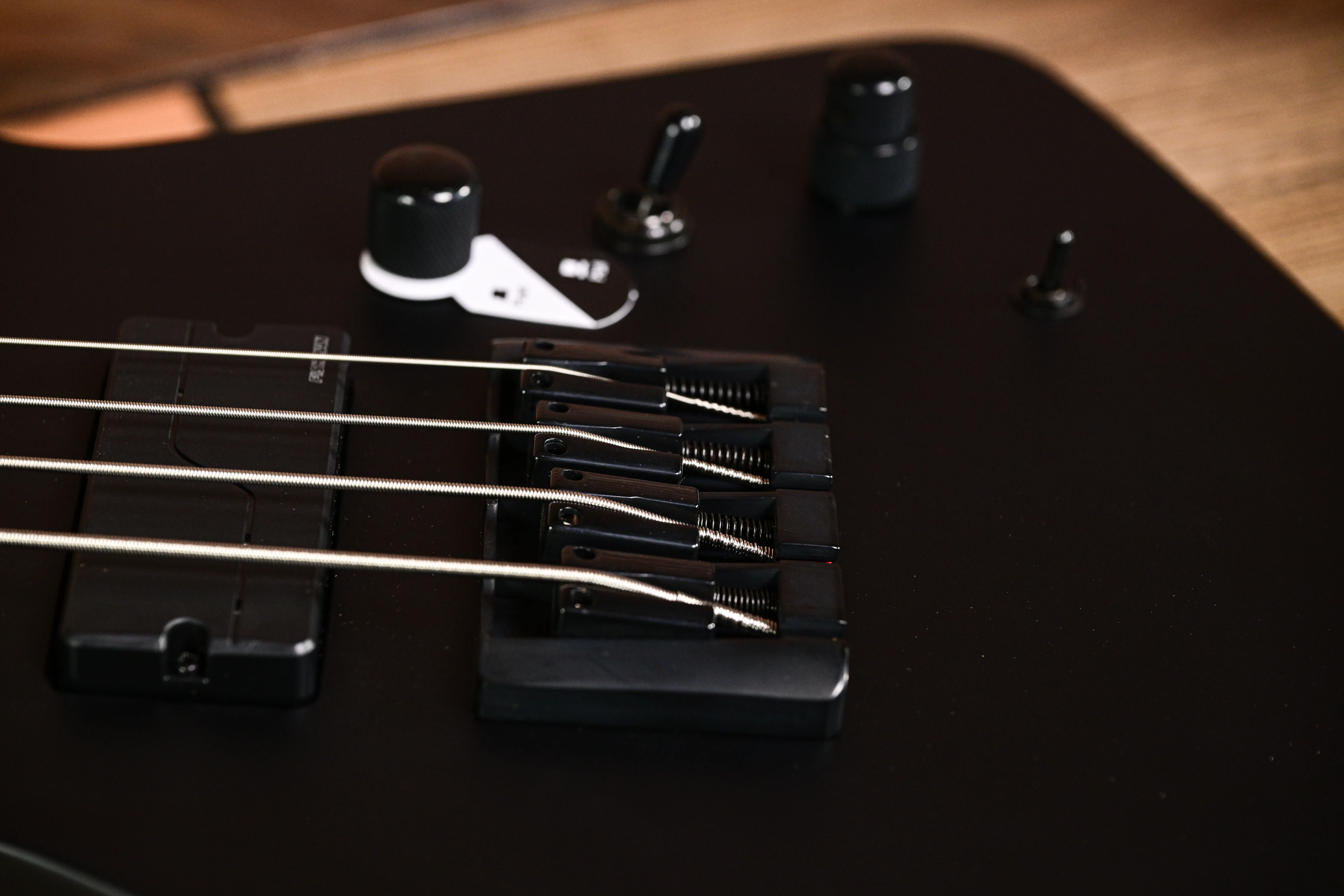 Z Select Bass Fluence Black Satin
