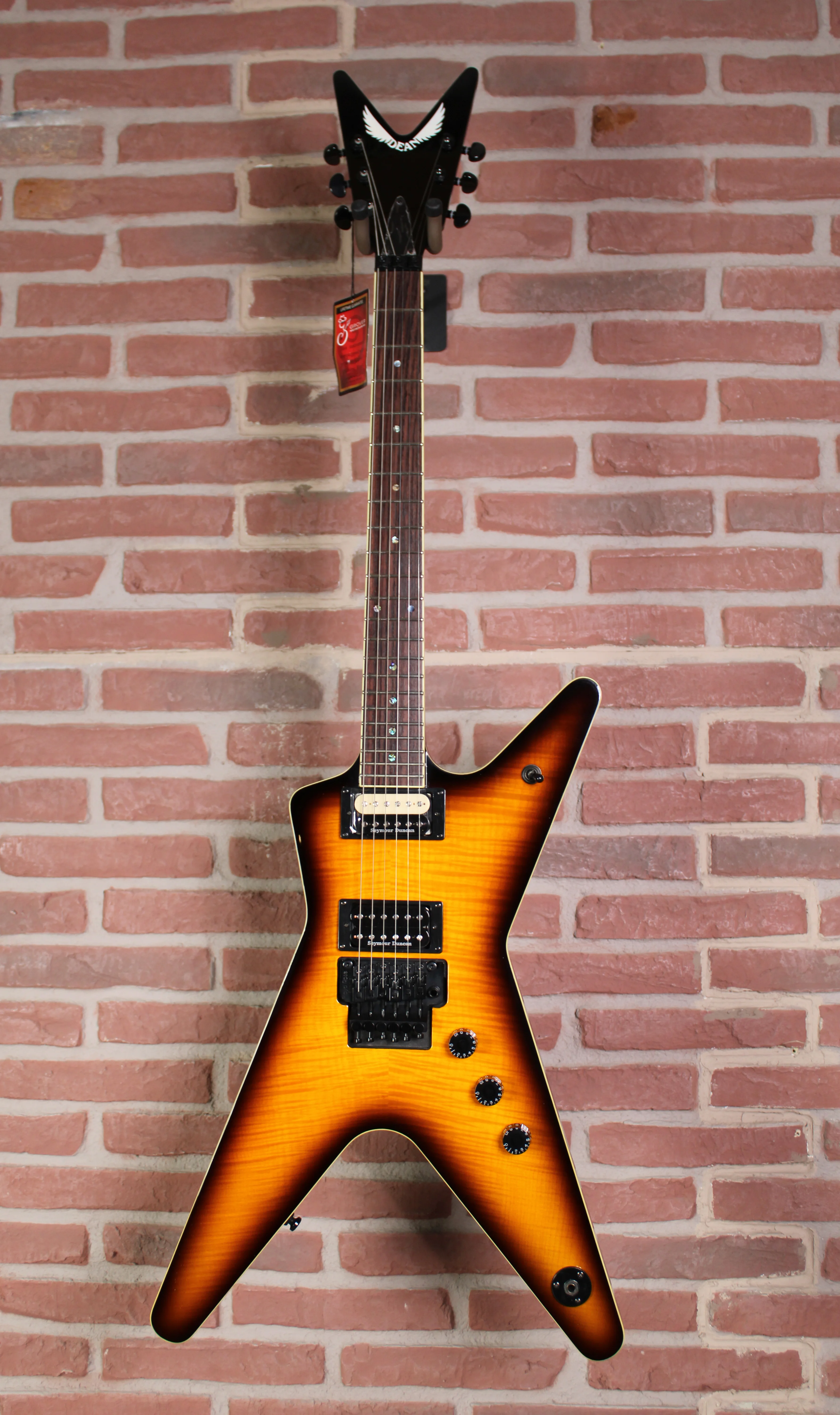 Dean Guitars ML 79 Floyd Flame Top Duncans TBZ - Vorderansicht