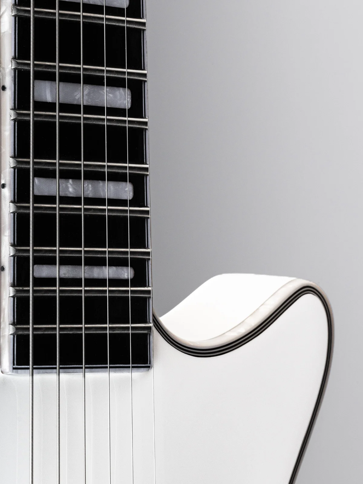 Ultra Max - Danko Jones Signature White Gloss