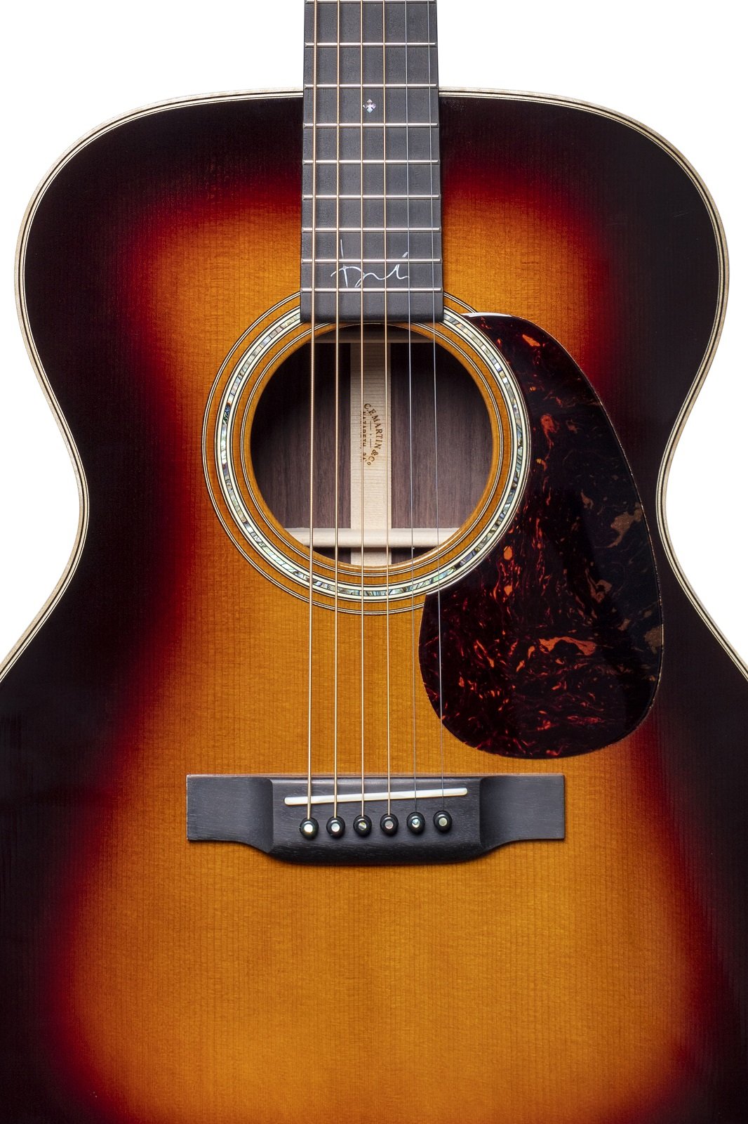 000-28 Brooke Ligertwood Sunburst Showroom