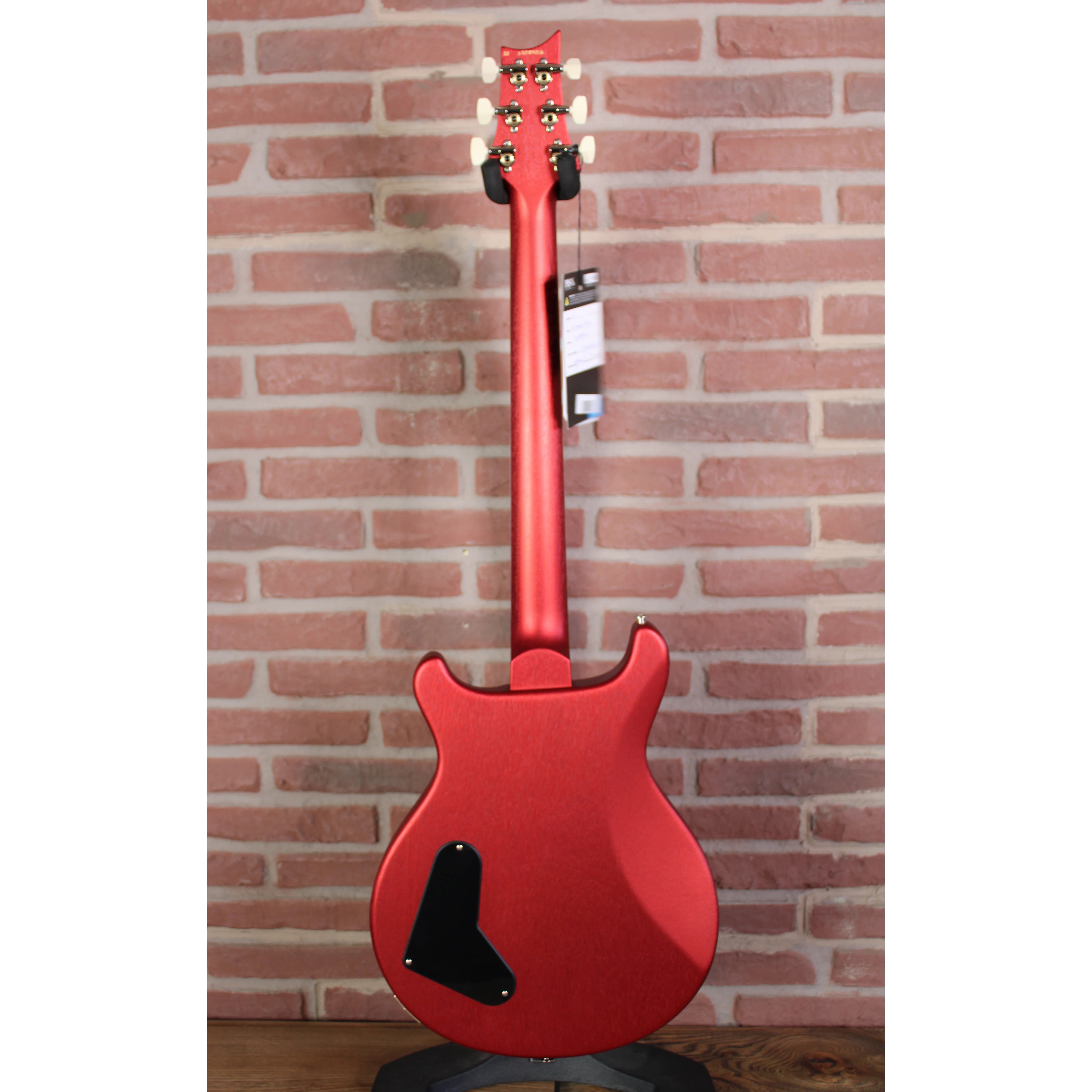 S2 Mira 594 Satin Red Apple Metallic
