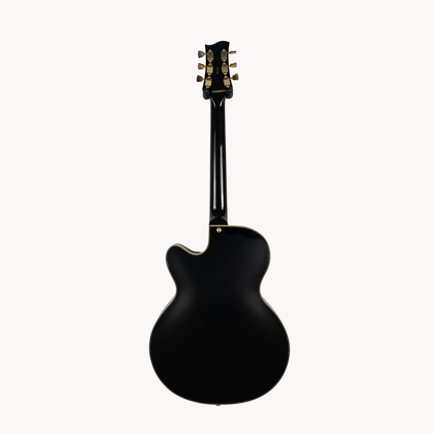 Monterey Bigsby GH Black Aged