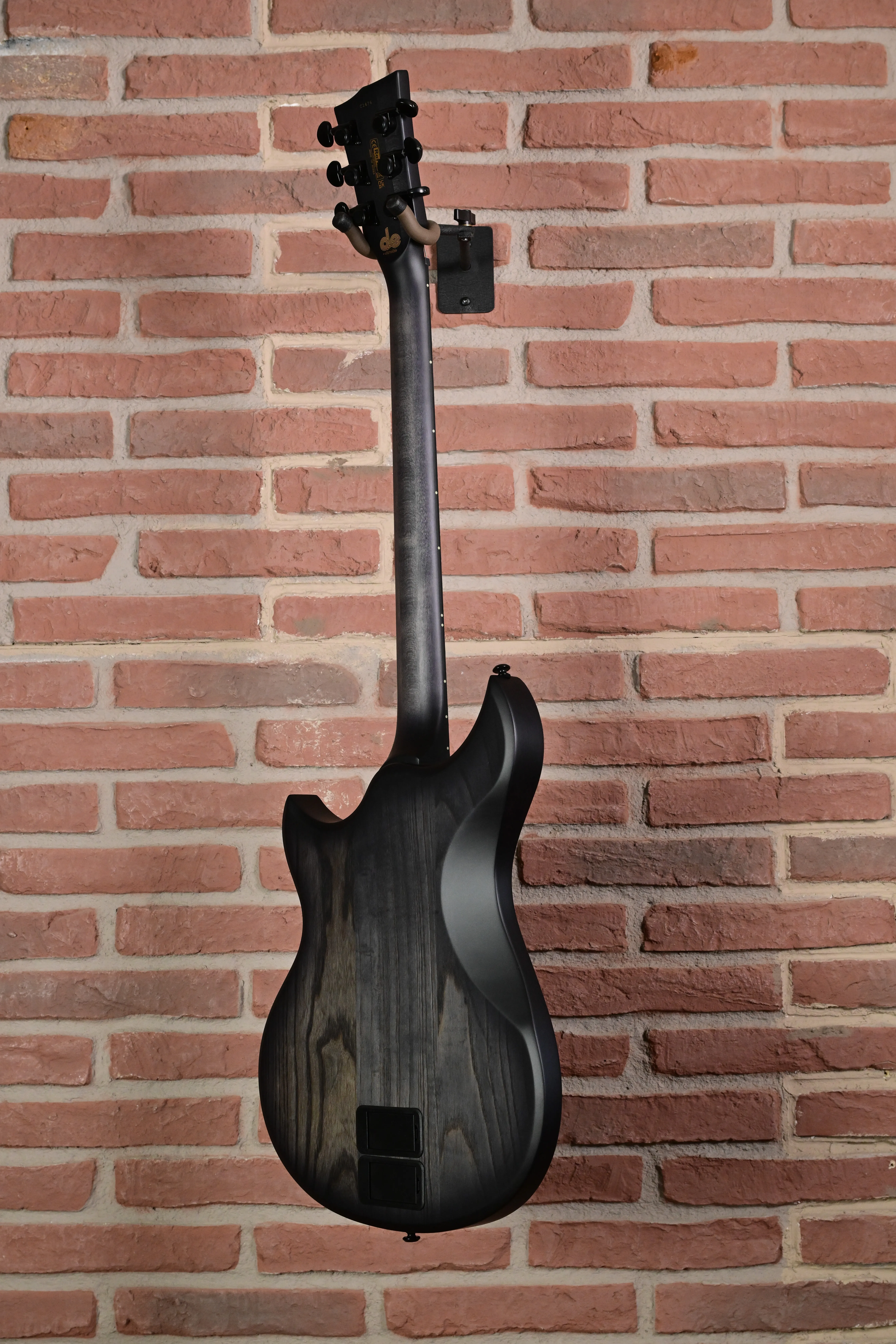 Cyclops DE – Will Putney Signature Flame Top Charcoal Burst