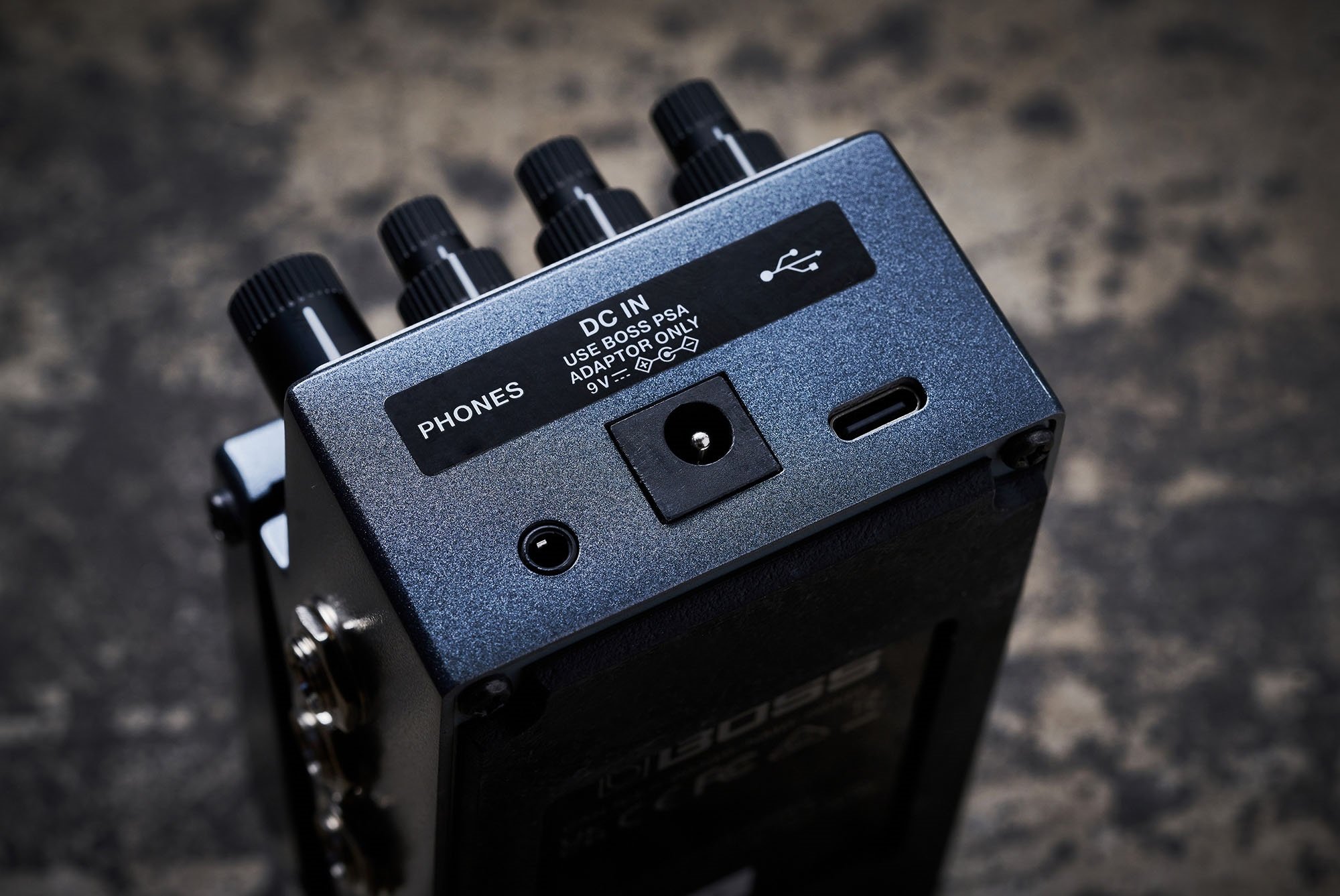 IR-2 Amp & Cabinet