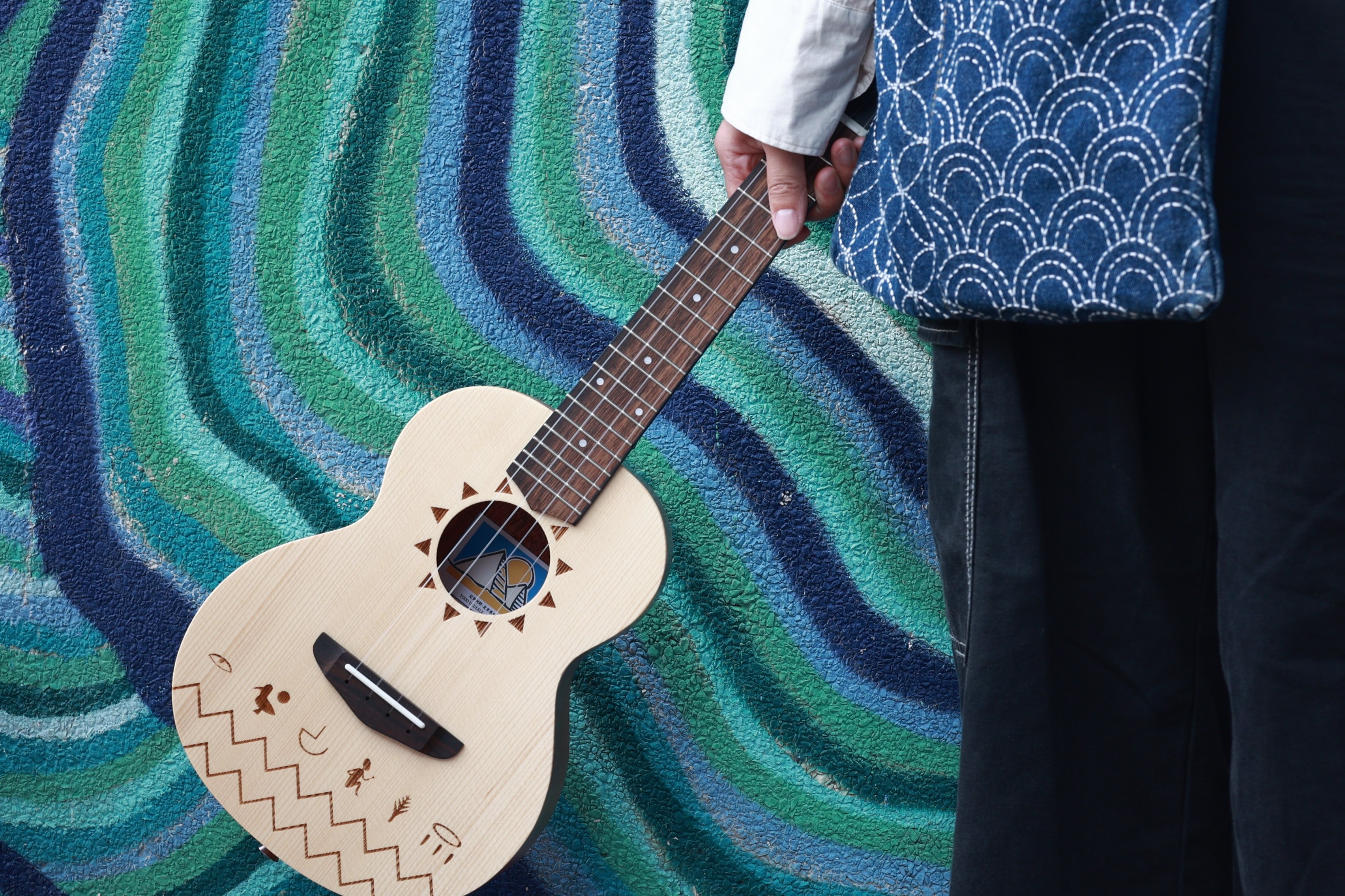 Nile Ukulele Spruce Top  Solid