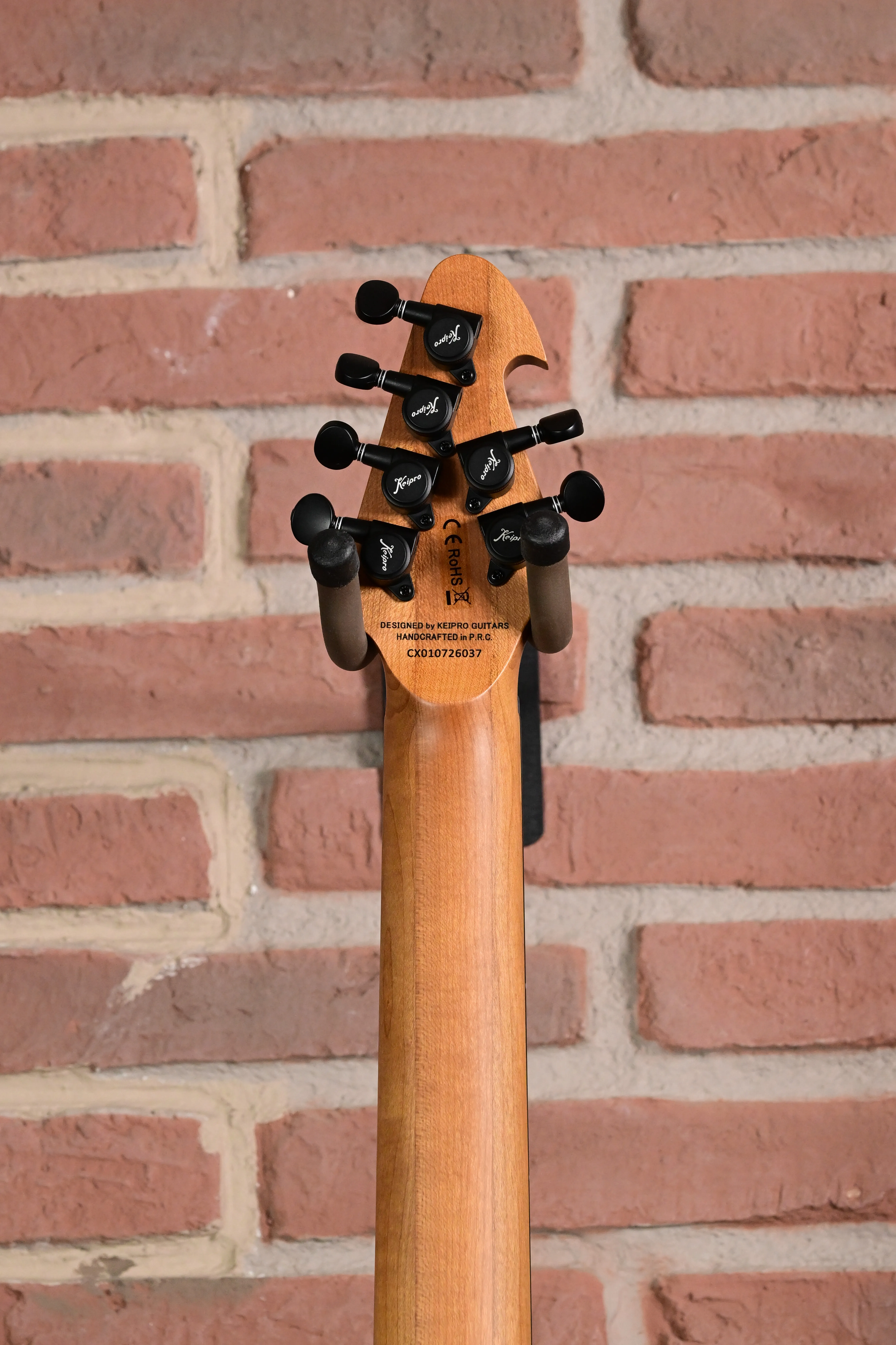 E-Gitarre, Gitarrenhals, Holz, Mechaniken, Naturholz