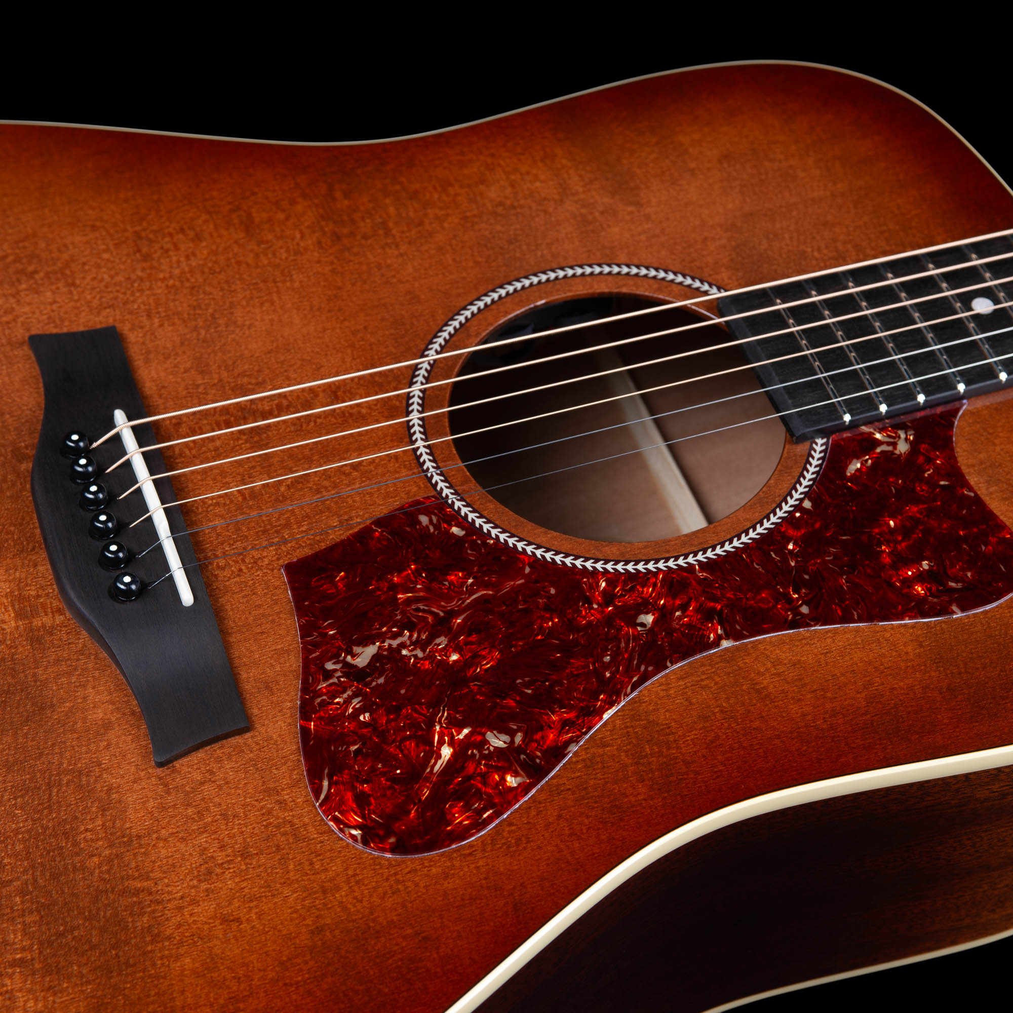 Century Maho Cognac Rustic EQ