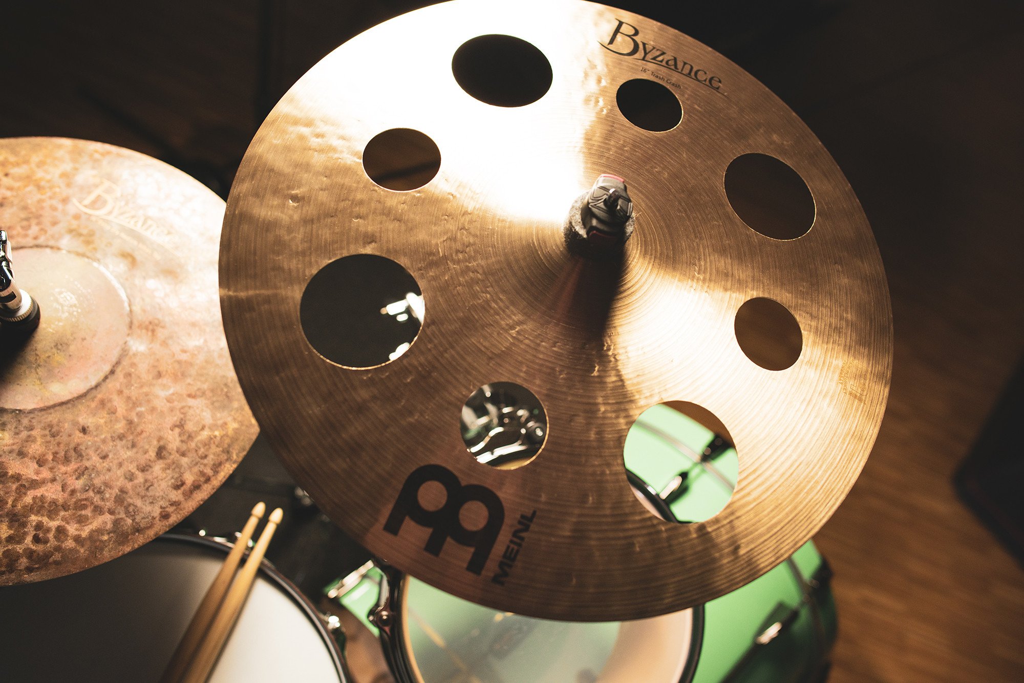 B16TTRC - MEINL Cymbals Byzance Traditional Trash Crash - 16"