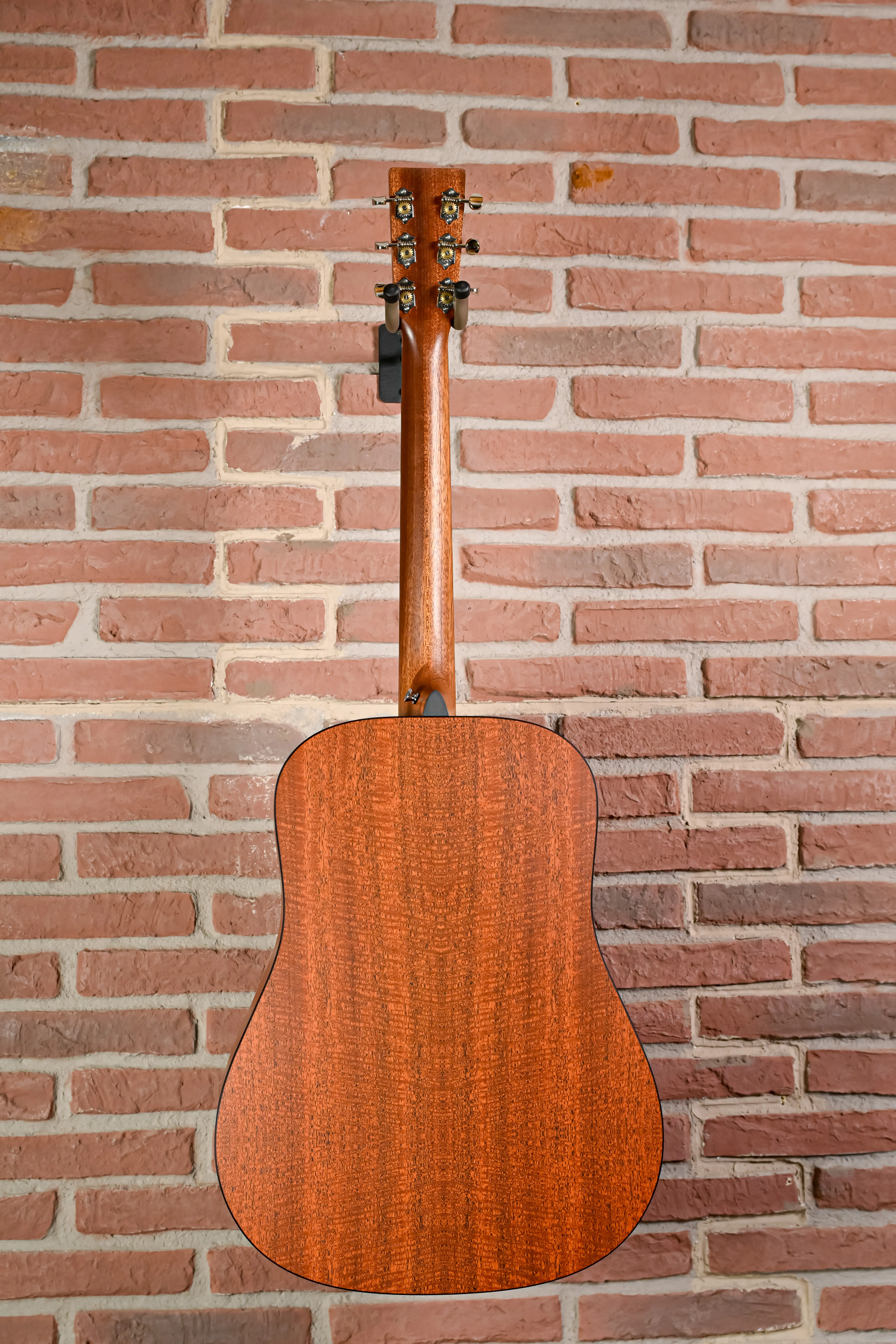 Martin D-X2E Molly Tuttle Signature Acoustic Guitar