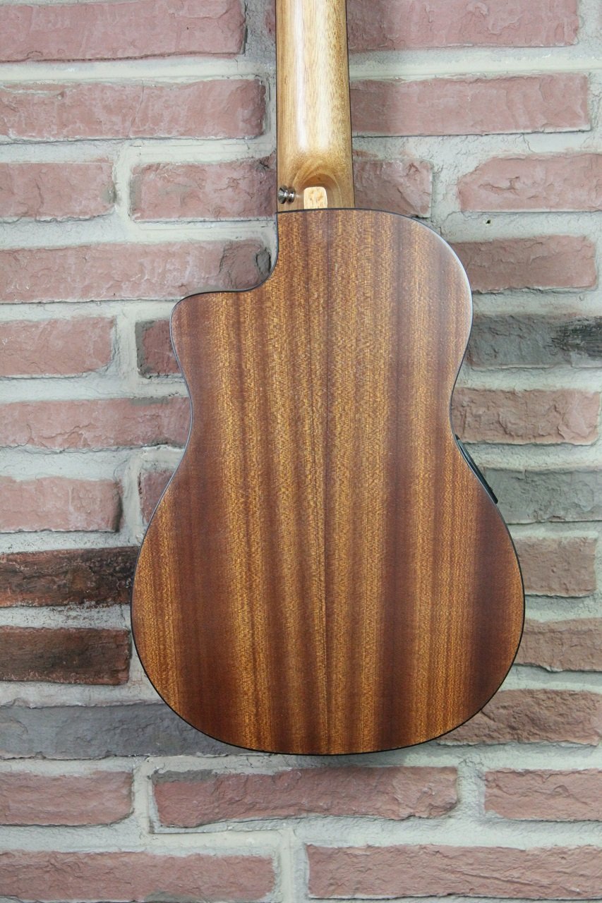 Mini II MH-CE Reisegitarre