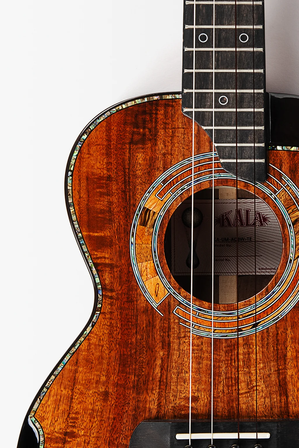 Umbra Acacia Black Walnut Tenor Ukulele