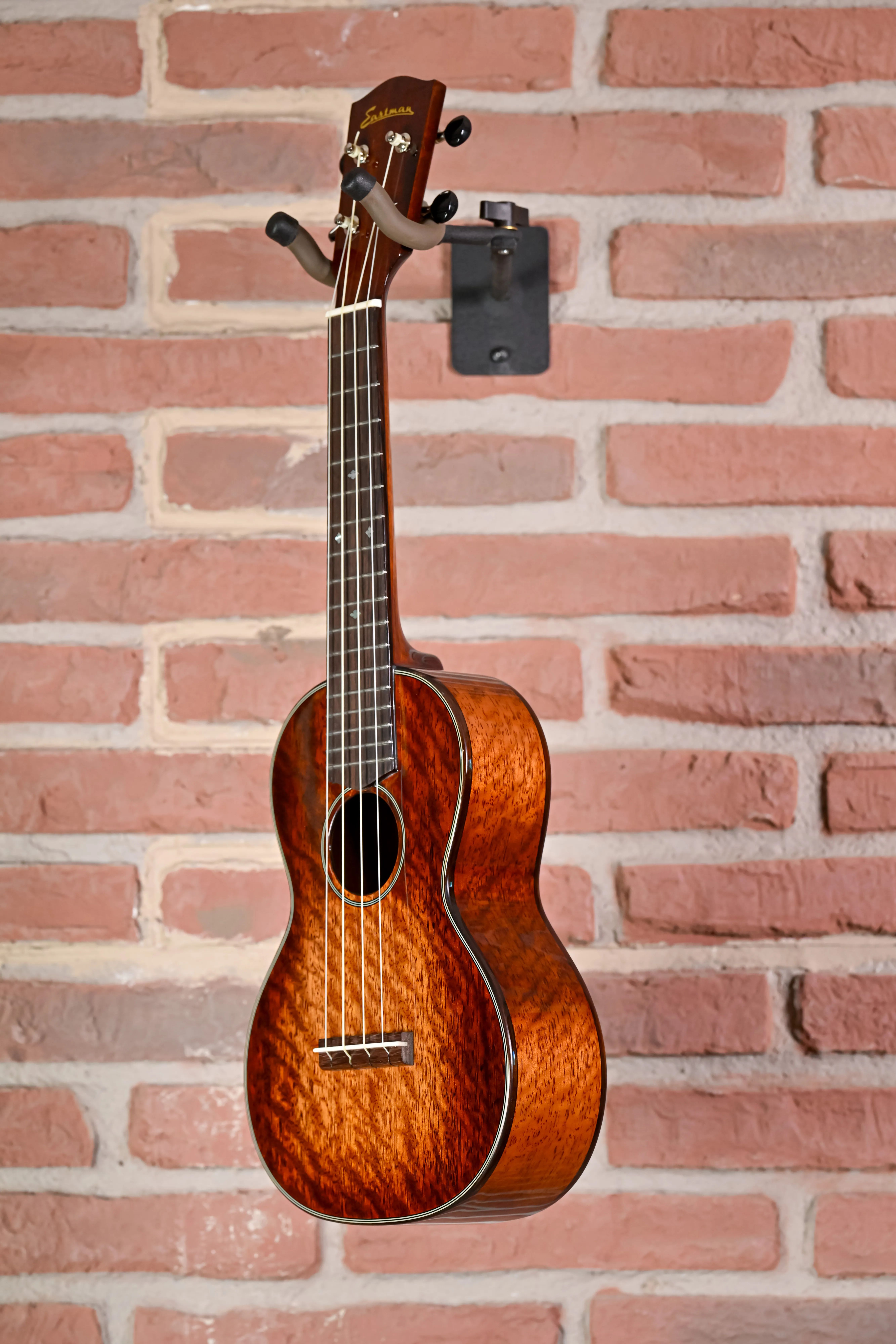 EU3-C Concert Ukulele All-Solid Mahogany