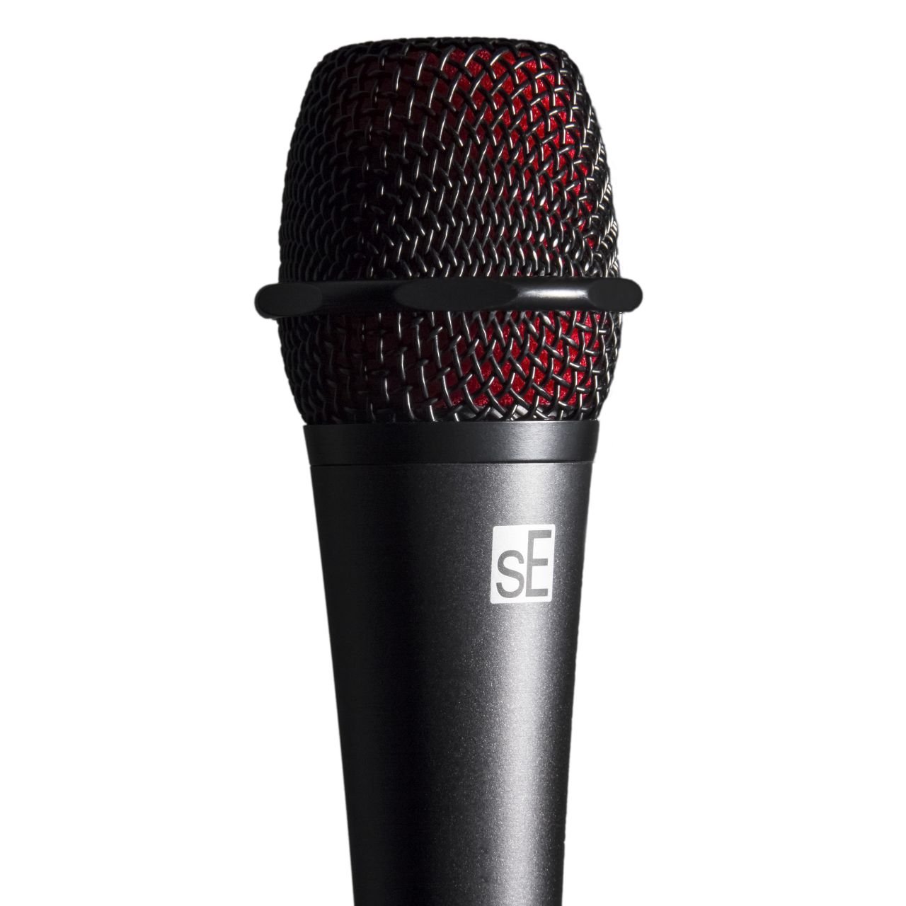 V7 Dynamic Vocal Microphone with Supercardioid Pattern