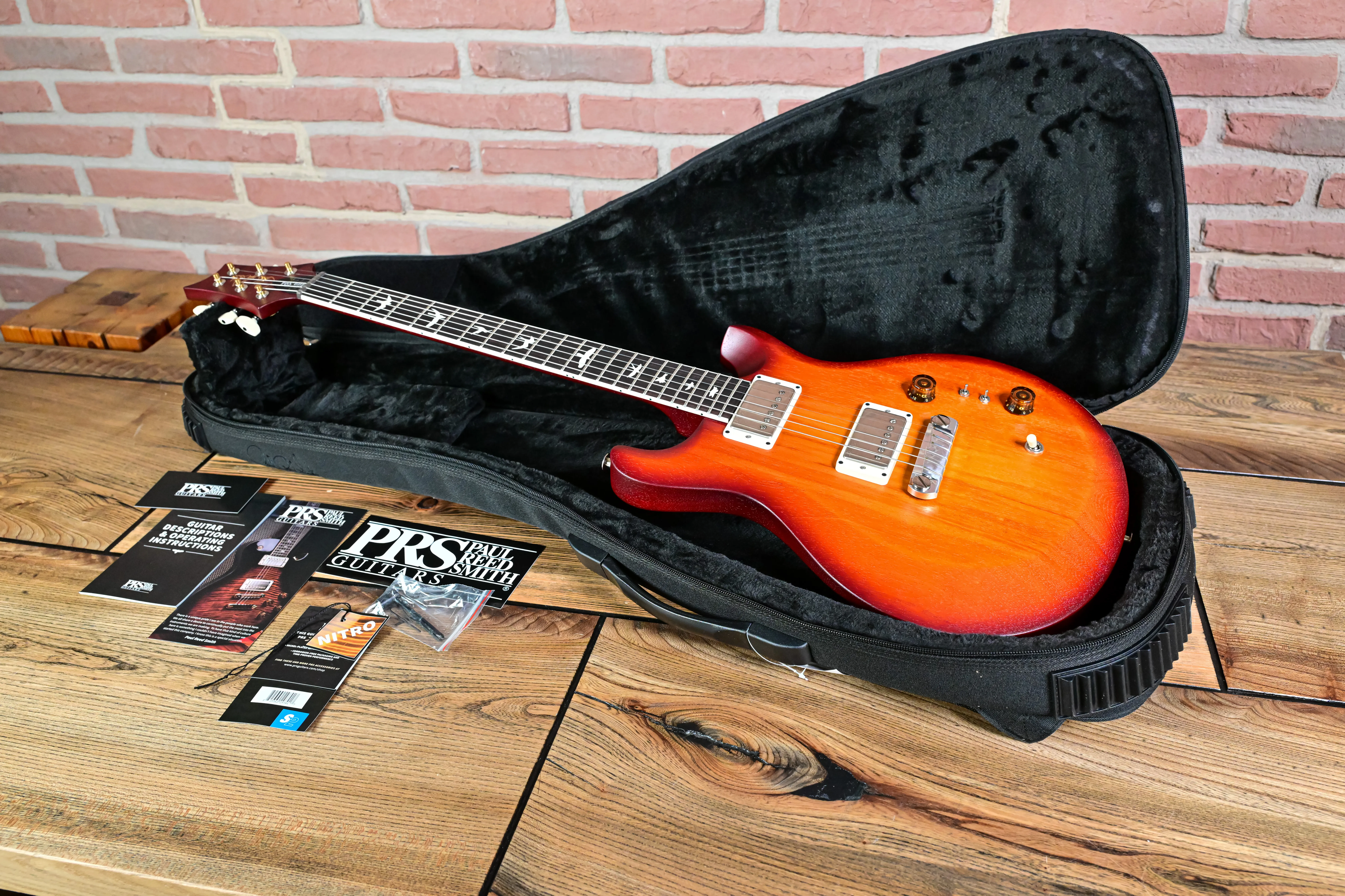 S2 Mira 594 Satin Dark Cherry Sunburst
