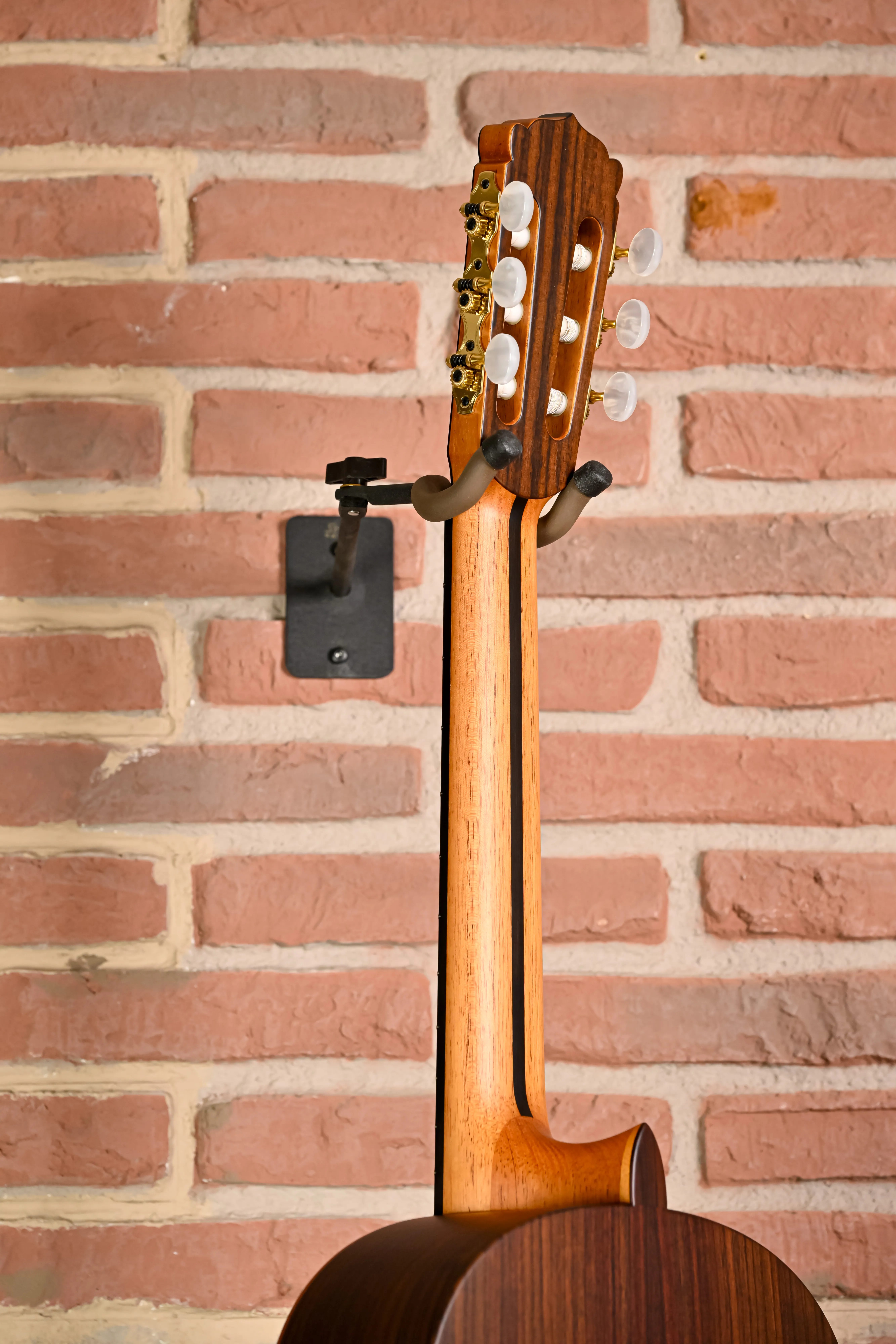 54PF Classical Guitar