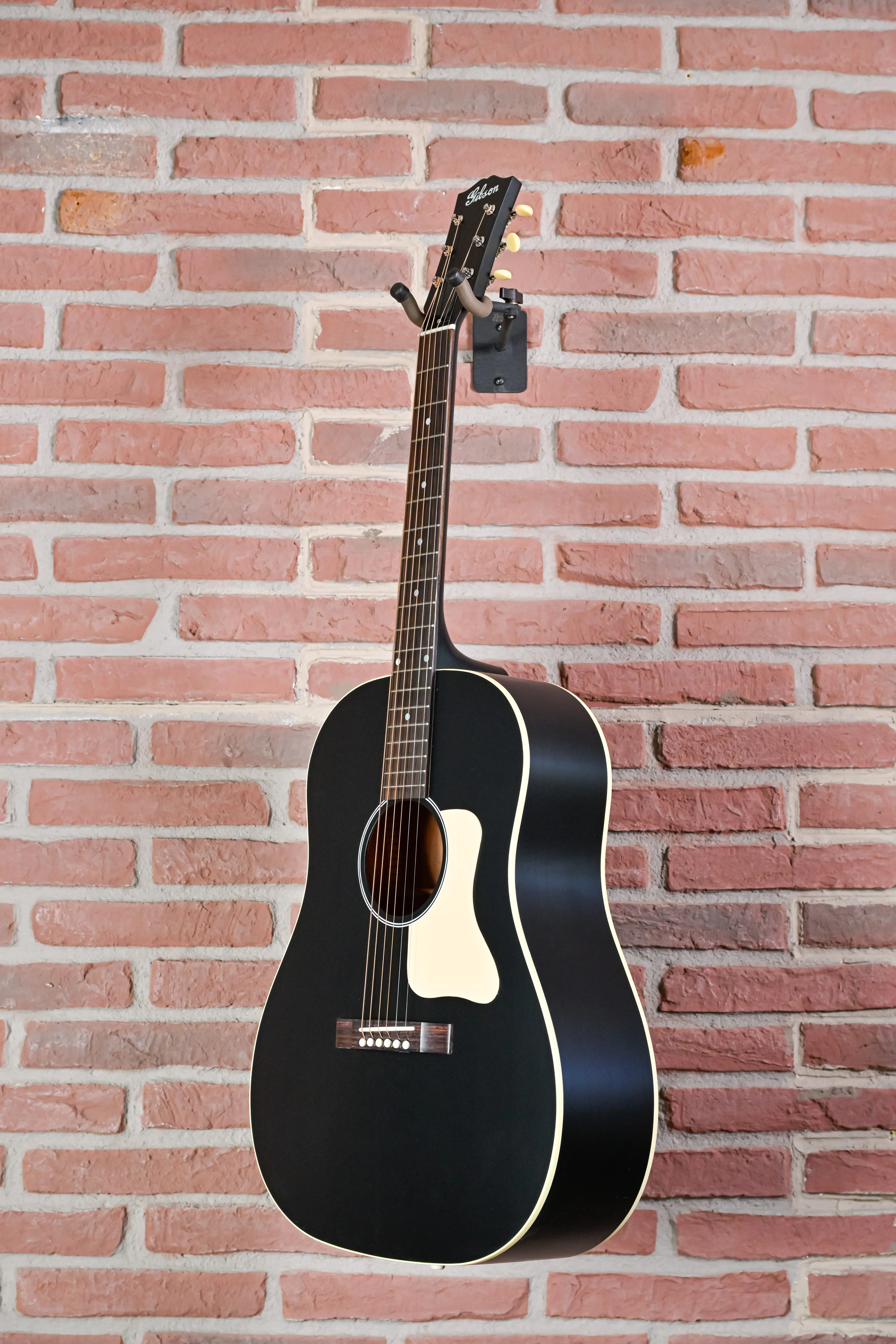 J-45 Century 12-Fret Ebony Westerngitarre