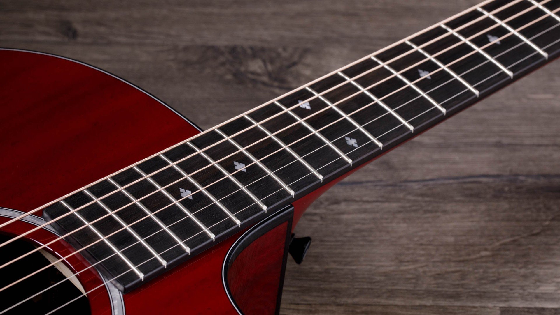 224ce DLX LTD Trans Red
