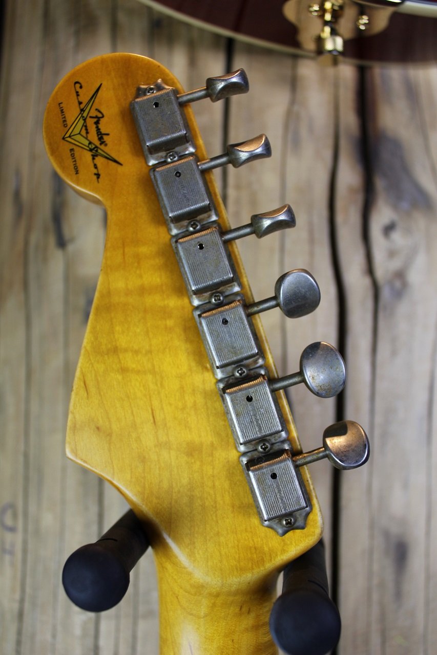 S20 Ltd 61 Stratocaster, Journeyman Relic - Faded Aged Sonic Blue