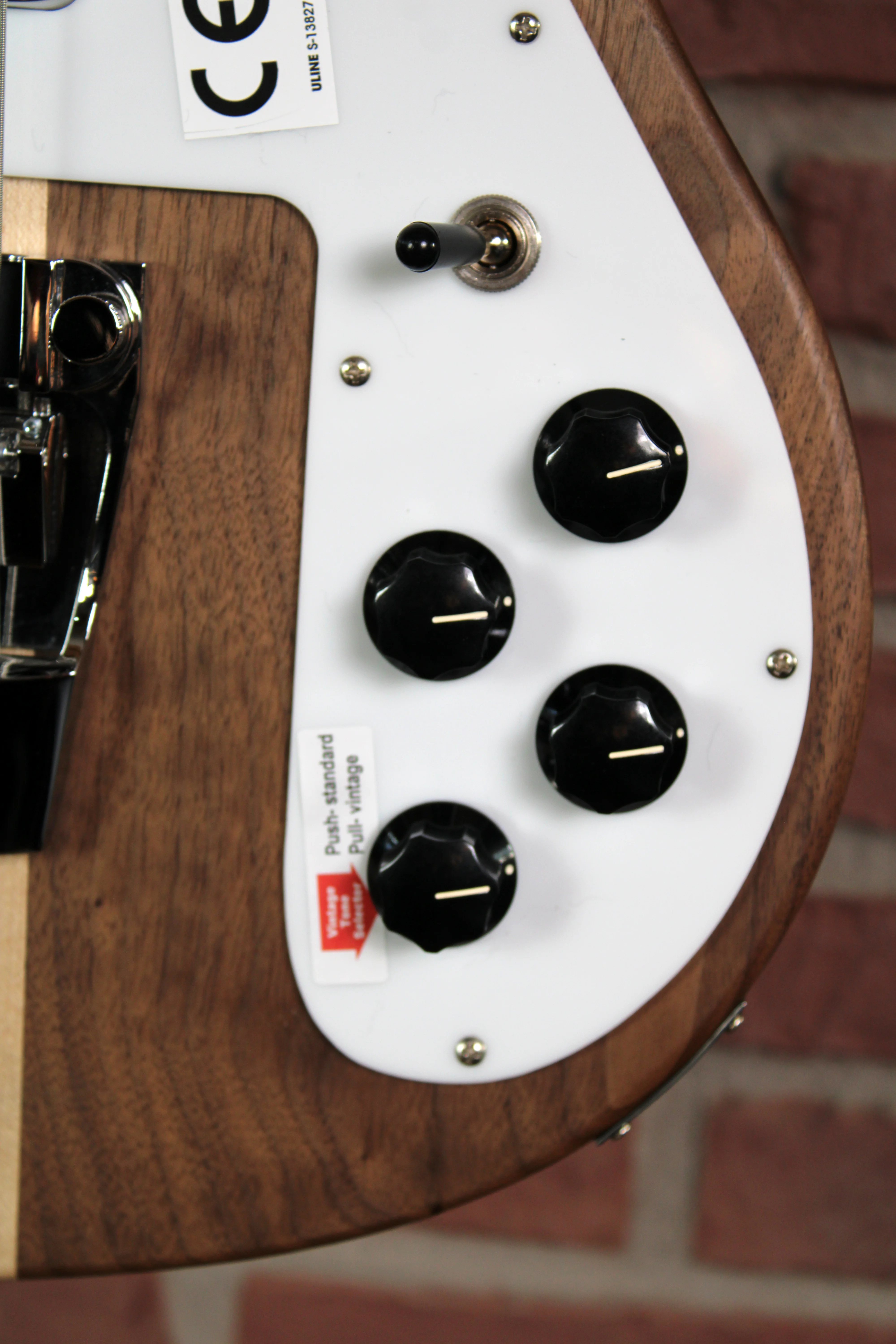 4030S Walnut Bass