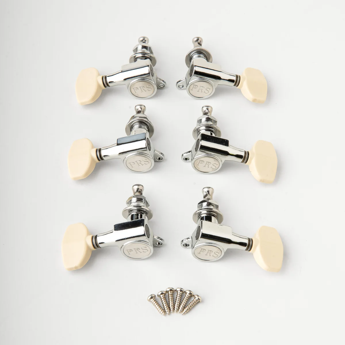 Gitarrenmechaniken, Sechser-Set, verchromtes Metall, cremefarbene Knöpfe, Montageschrauben