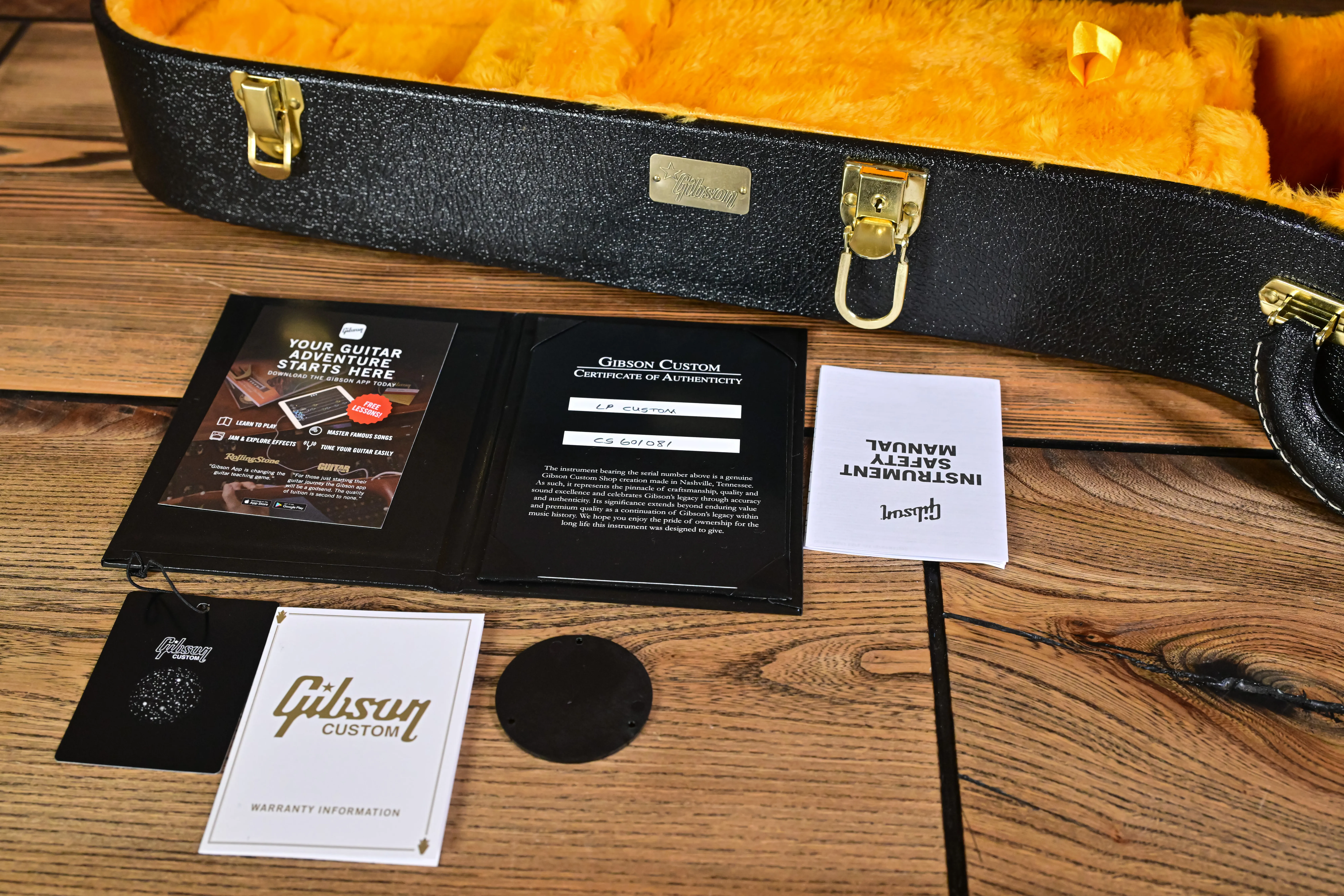 Les Paul Custom Long Scale Ebony Gloss Gold Hardware Custom Shop