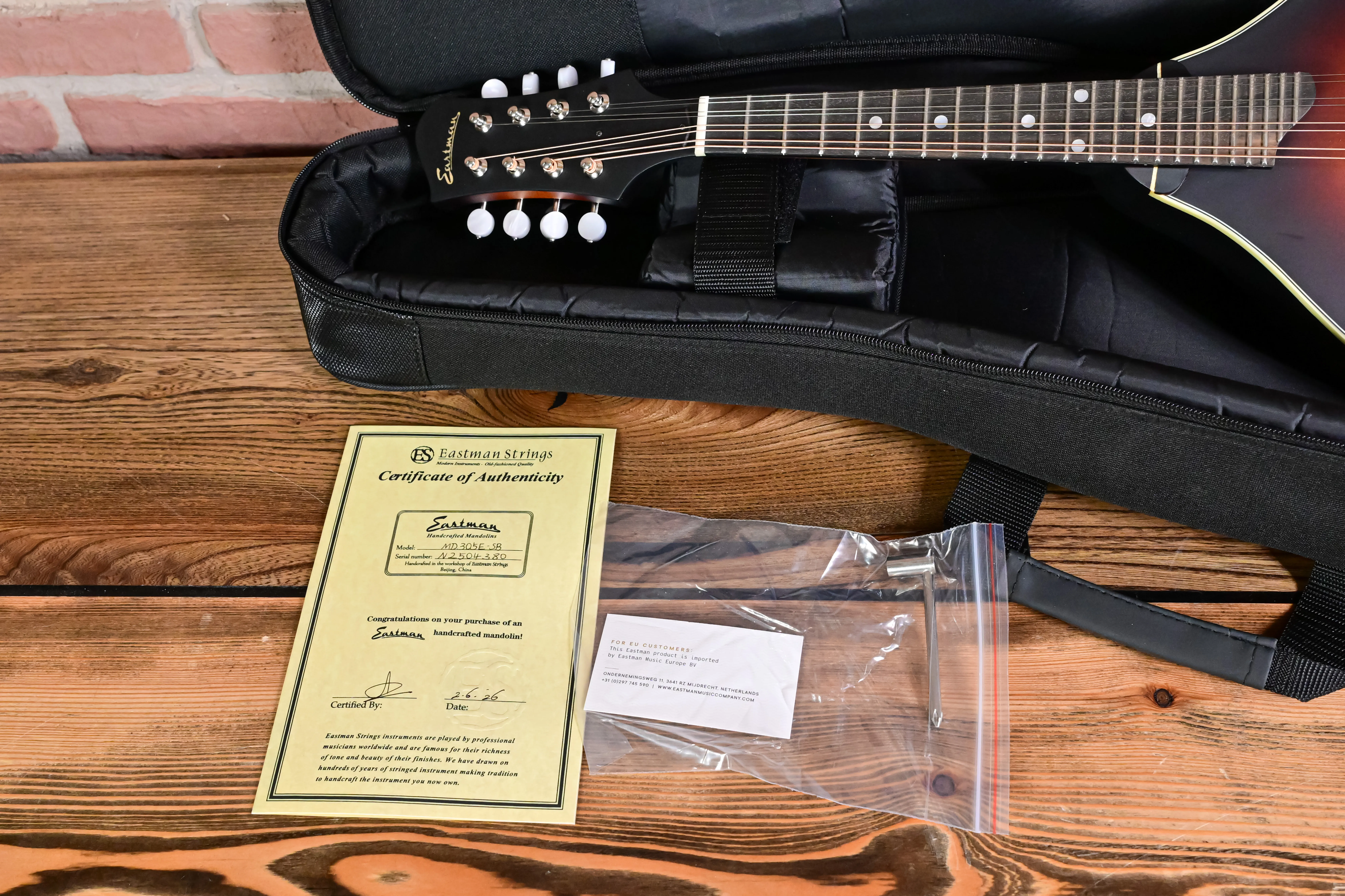 MD305E-SB A-Style Mandoline