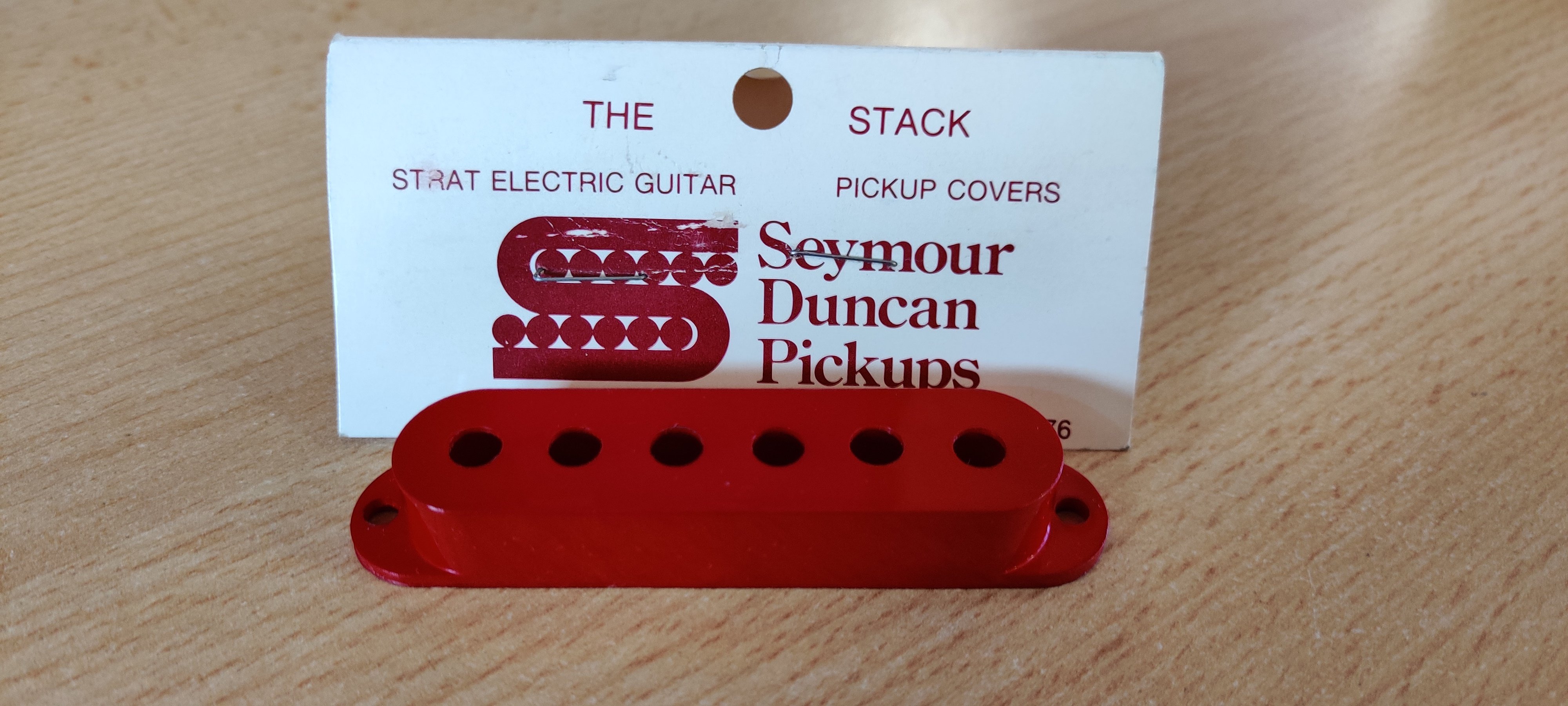 Seymour Duncan Pickup Cover Classic Strat, Red