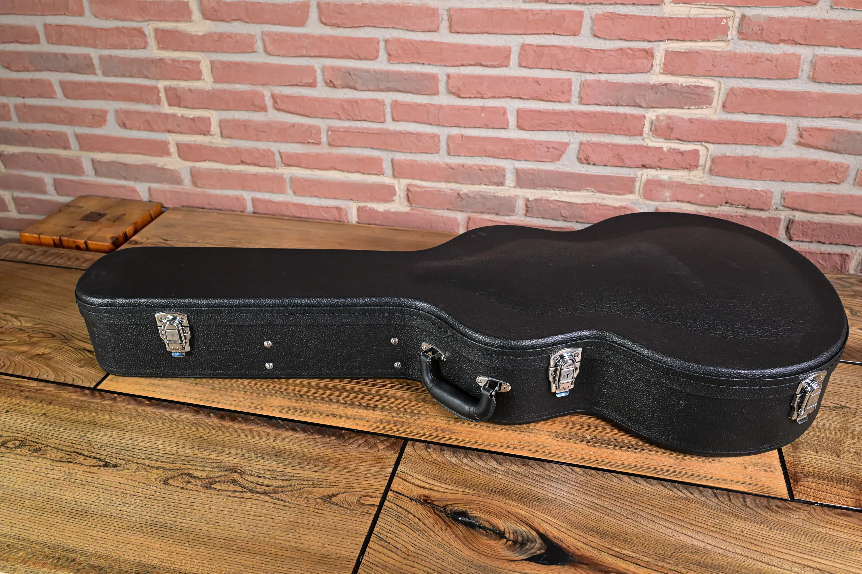 AR880CE-BD Archtop-Gitarre