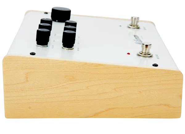 The Amp 50 Hybridverstaerker im Pedalformat