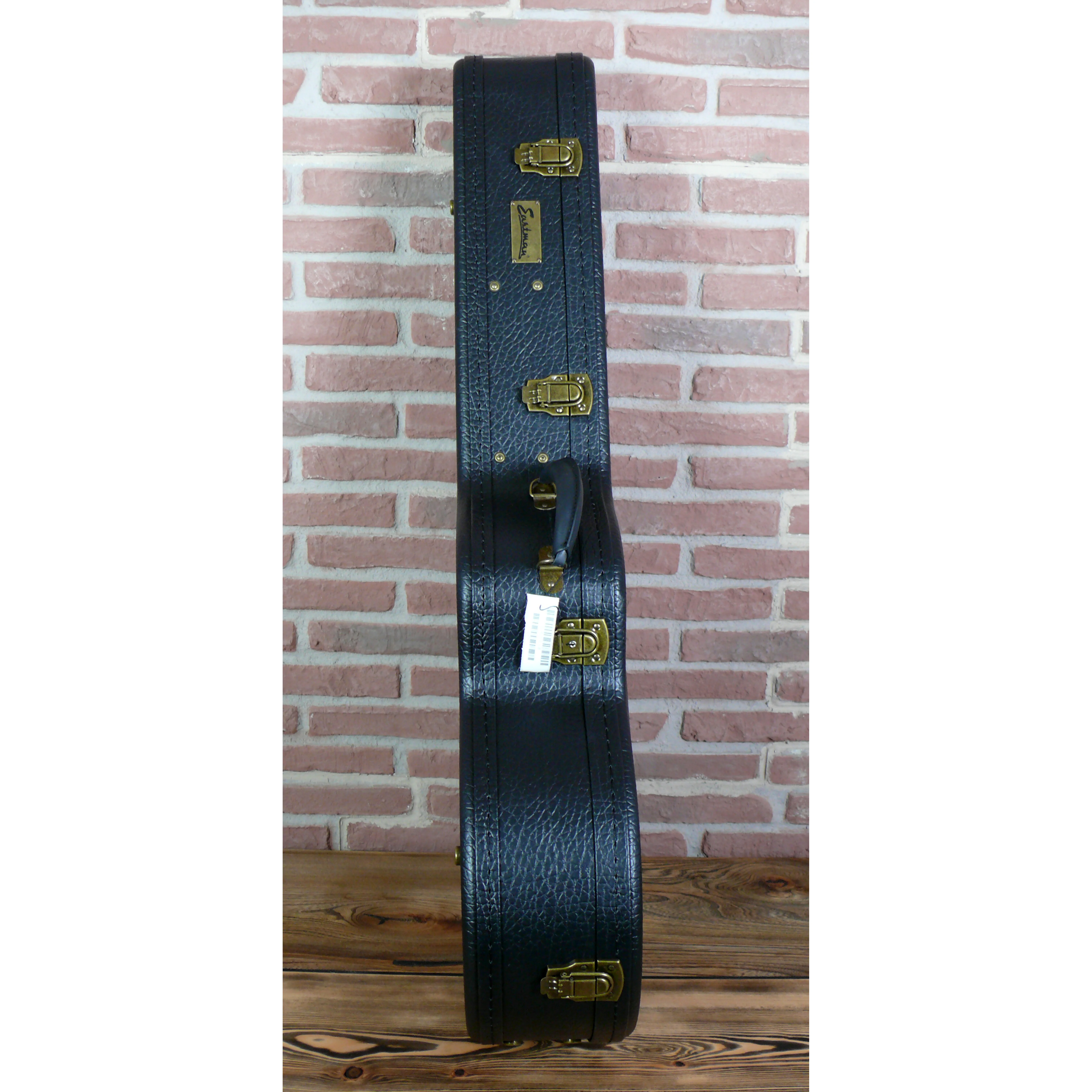 Eastman AC522CE-GB Case Seitenansicht