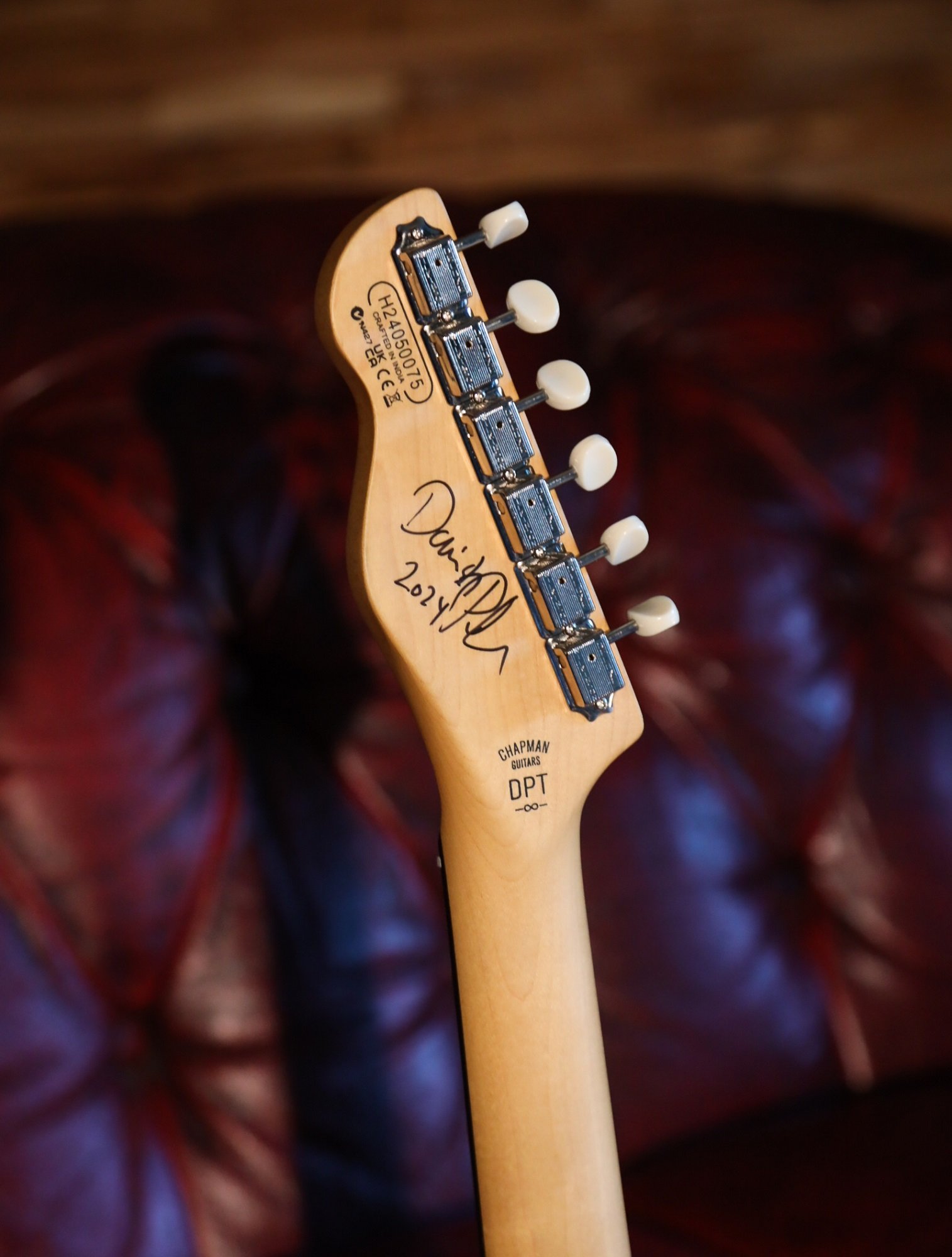 Danish Pete Signature, Grove Green - with original Headtsock Signature 