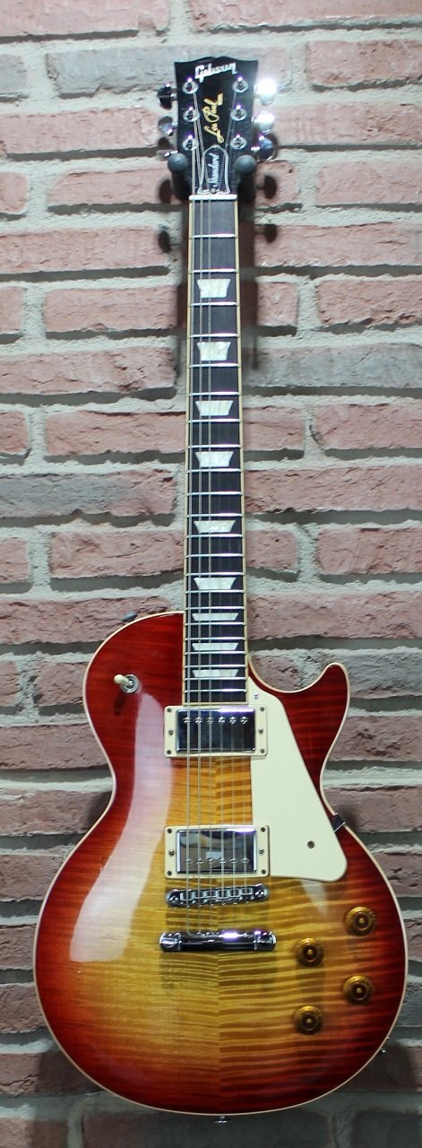 Les Paul Standard 2018 Heritage Cherry Sunburst , used from Factory 1 Jahr Gewährleistung
