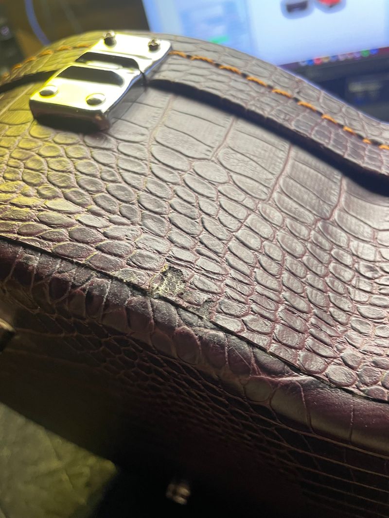 Alligator Case Tenor (B-Stock)