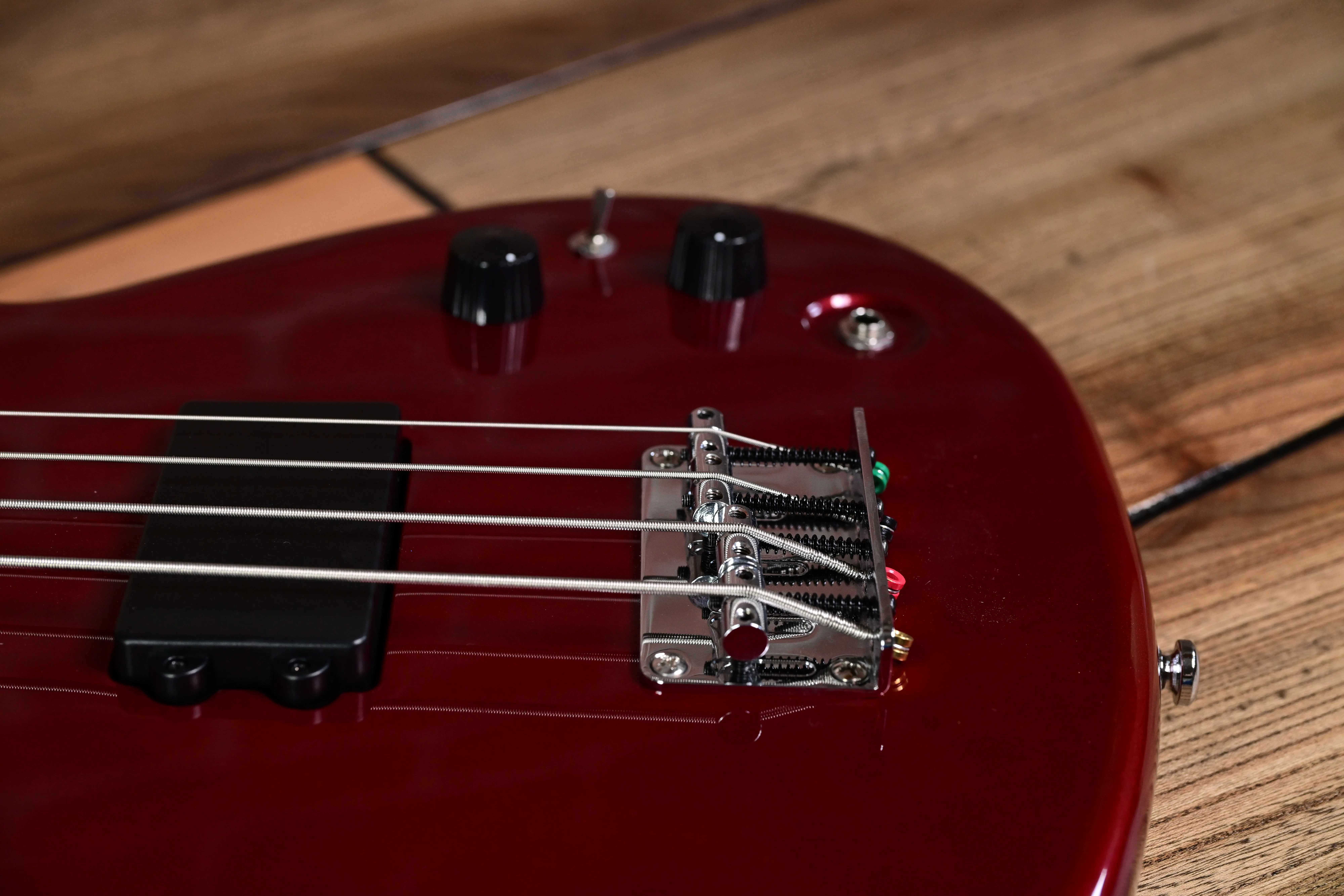 Pro II SB One Bass Candy Apple Red