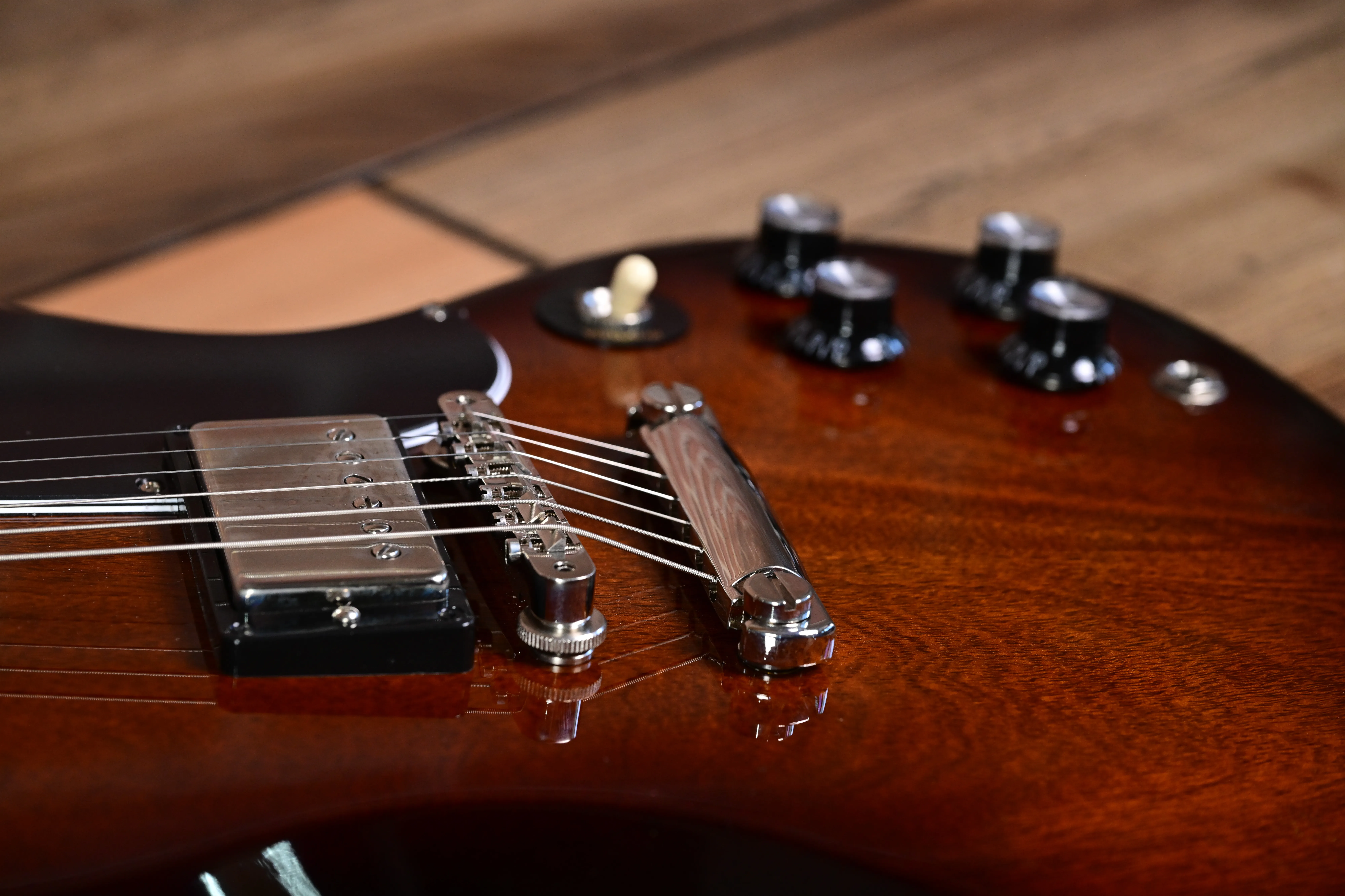 SG Standard 61 Tobacco Sunburst Perimeter