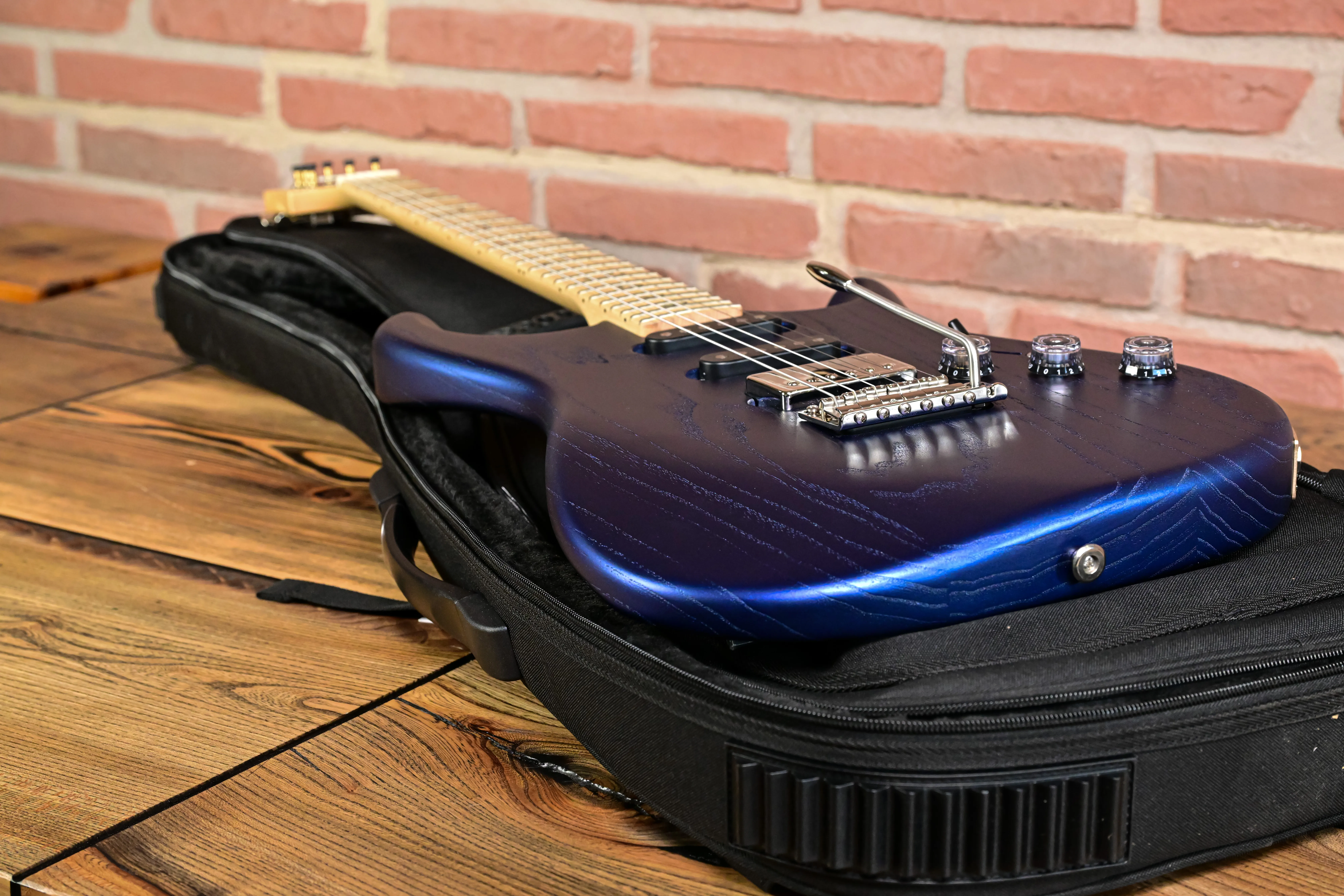 Fiore 78 HSS Satin Metallic Midnight