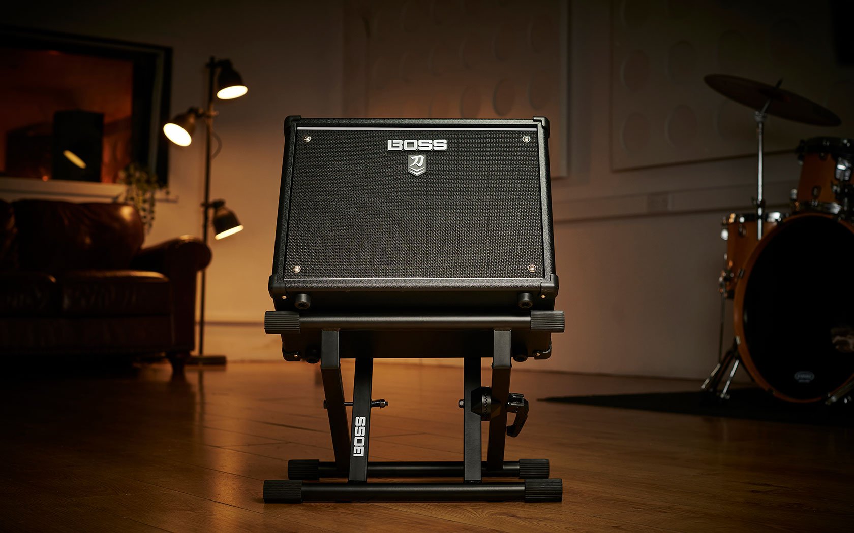 BAS-1 Amp Stand