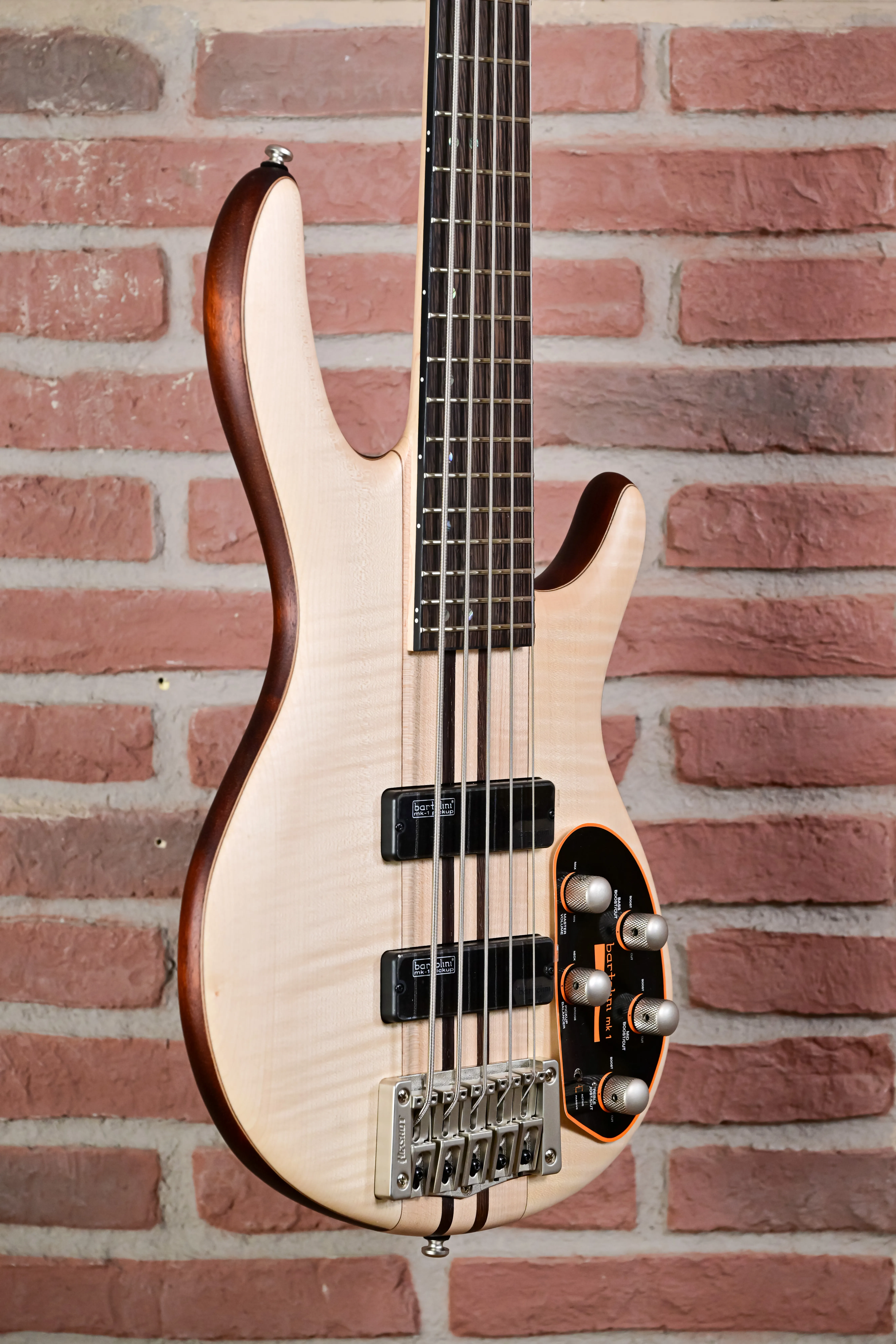 A5 Plus FMMH Bass Open Pore Natural
