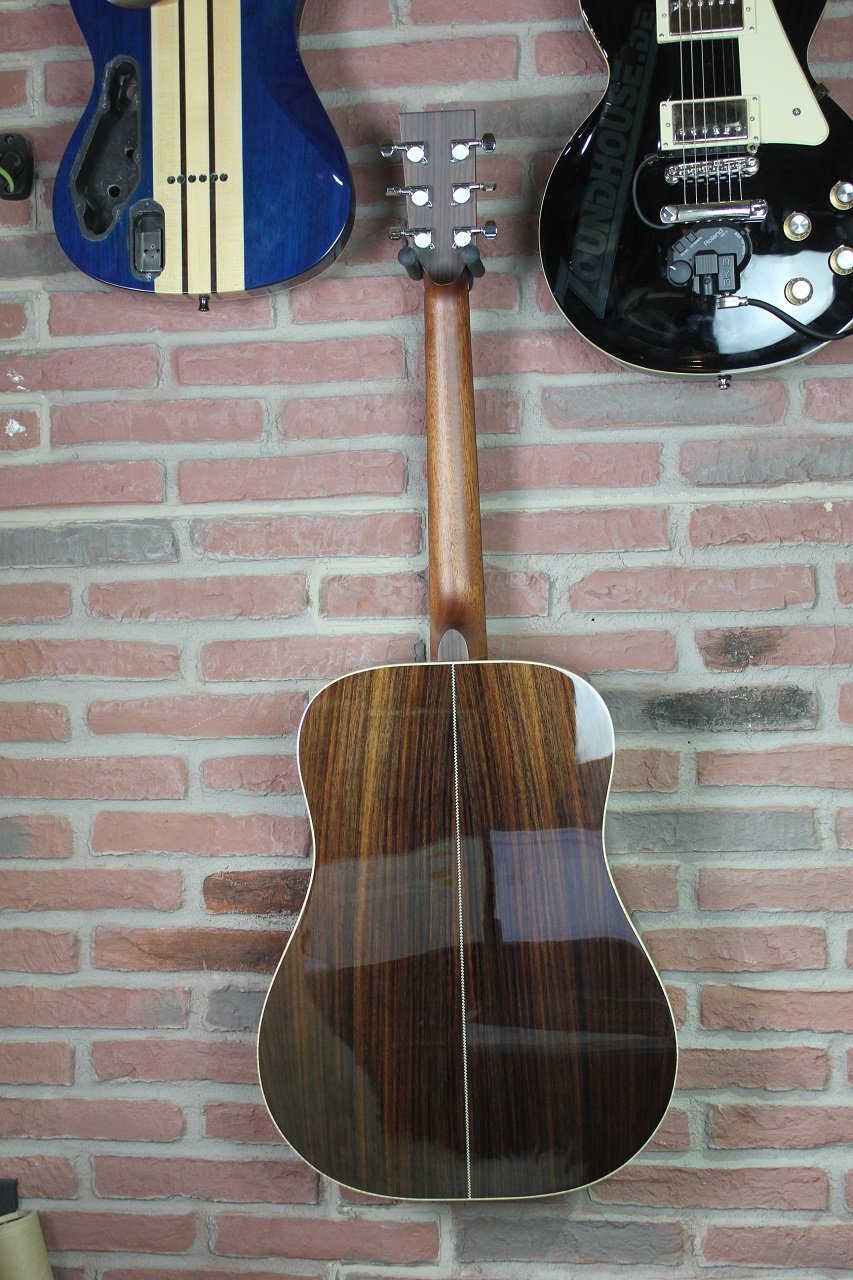 Dreadnought D 27 F