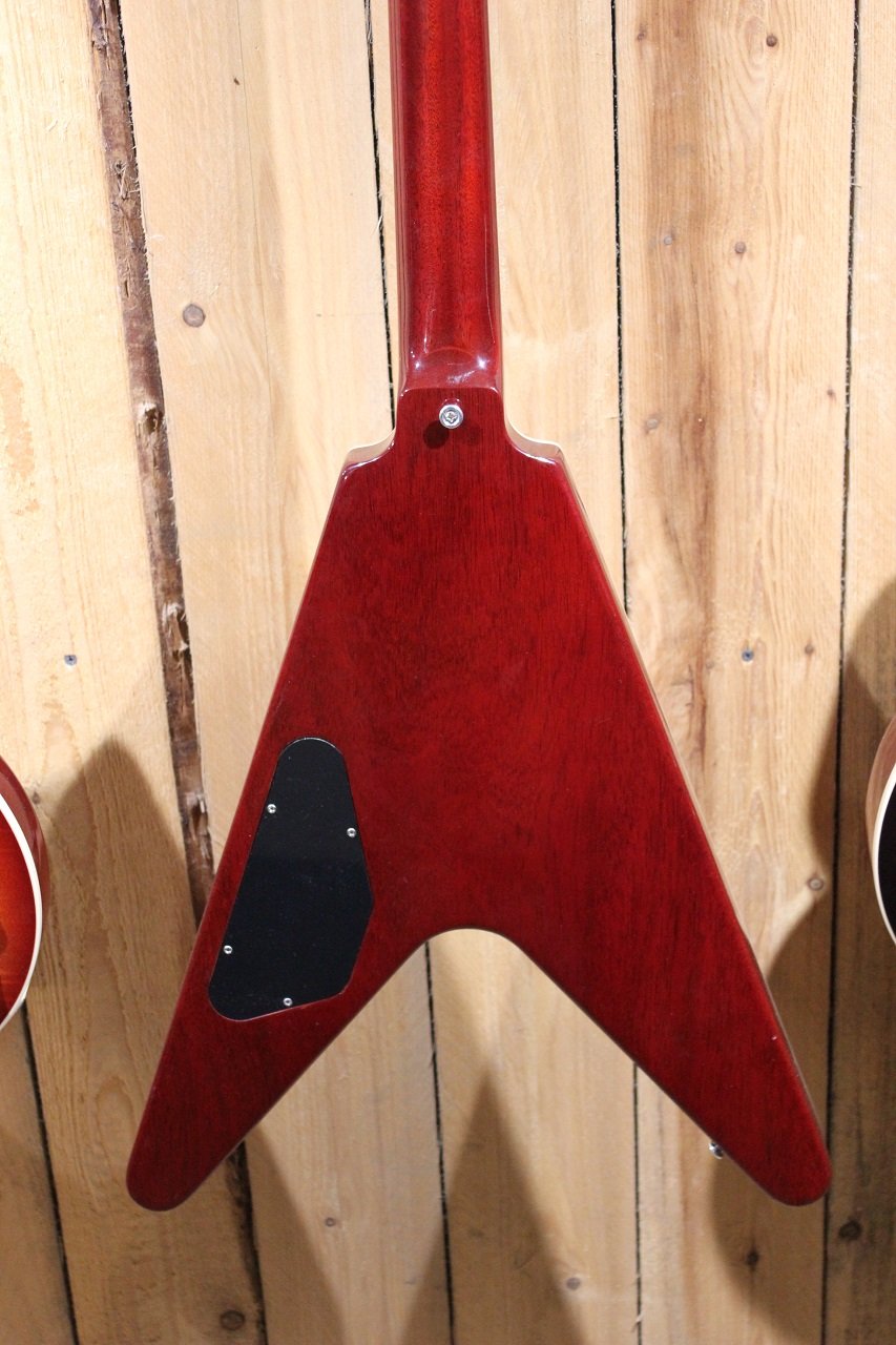 Custom Shop Flying V Standard Washed Cherry - E-Gitarre