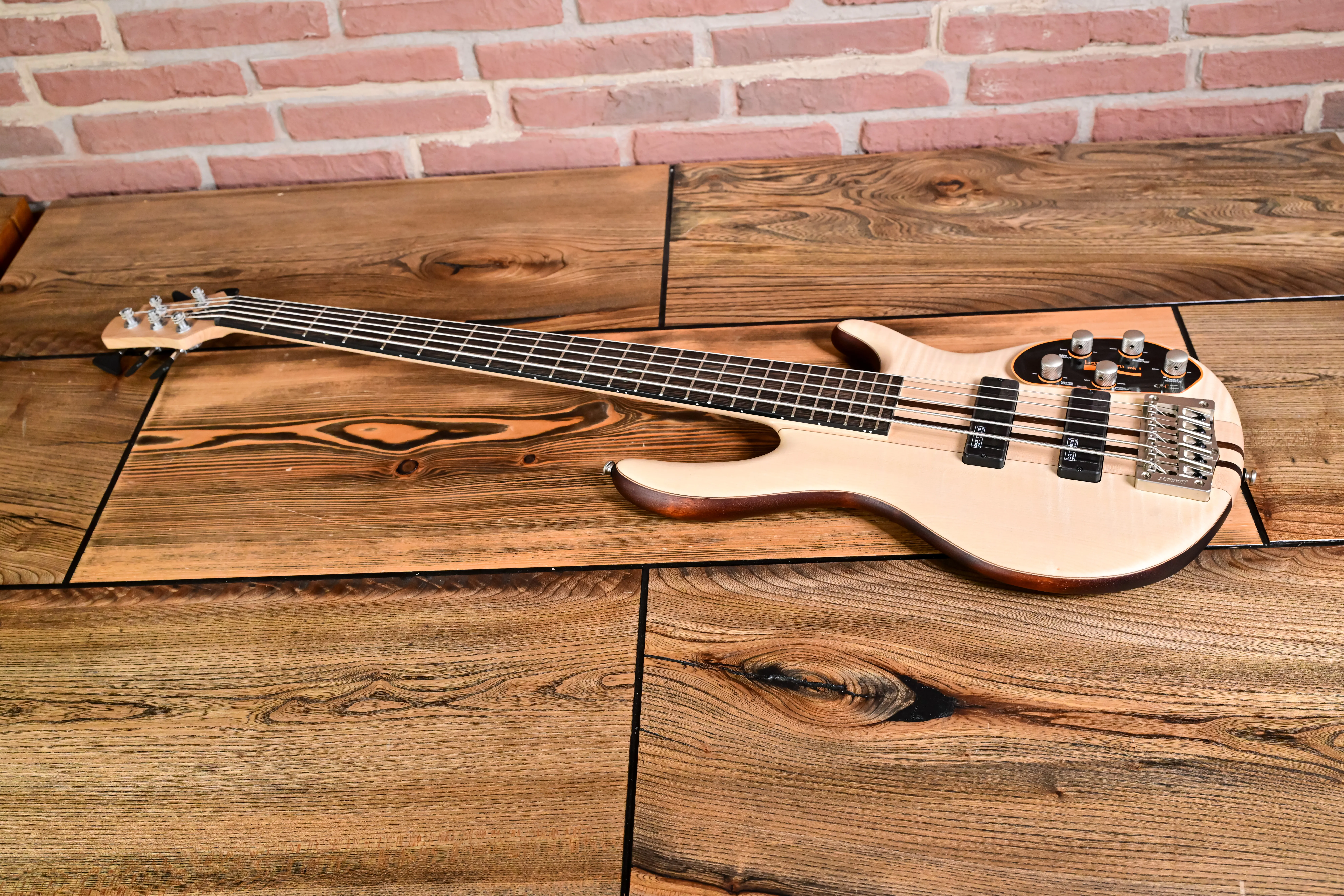 A5 Plus FMMH Bass Open Pore Natural
