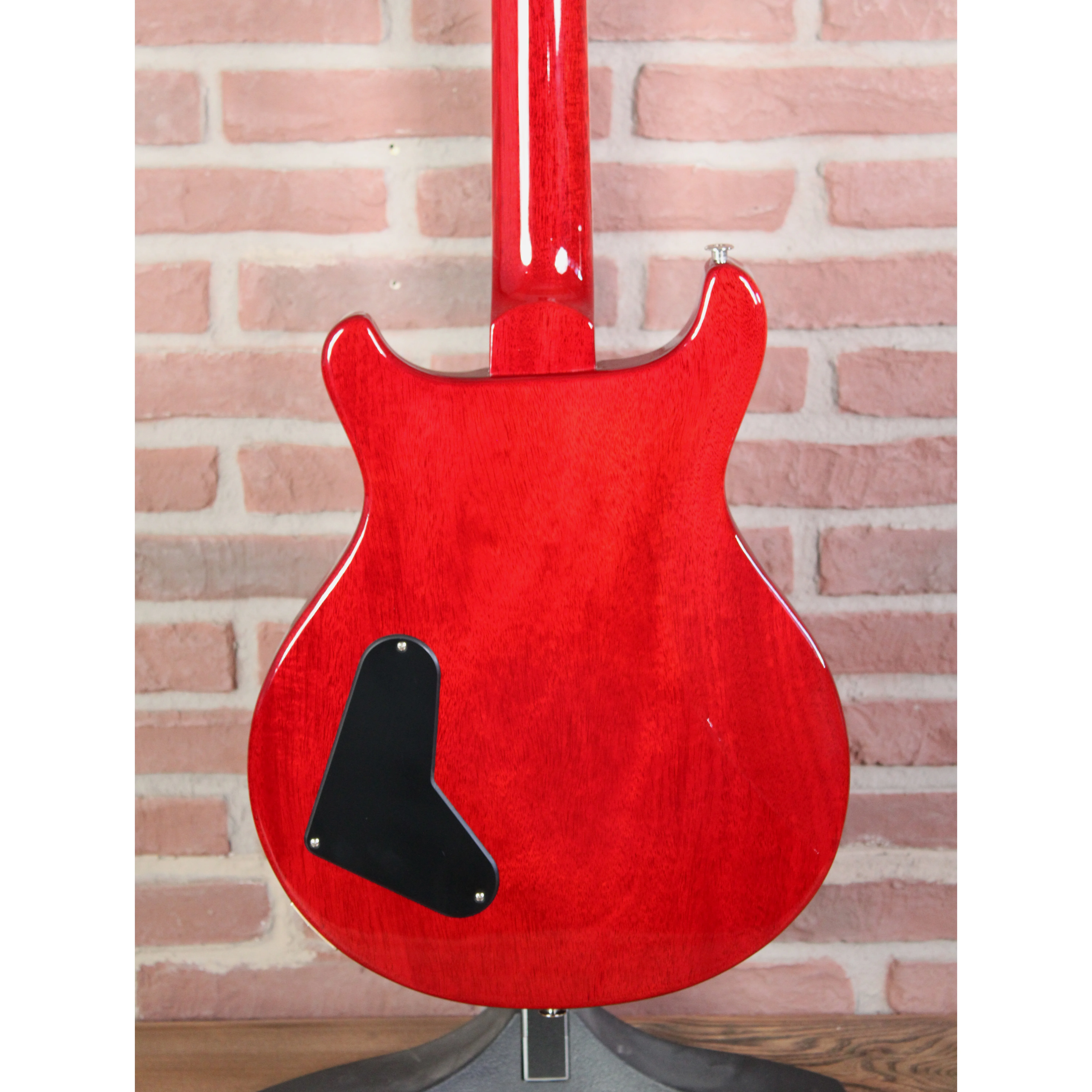 S2 Mira 594 Vintage Cherry