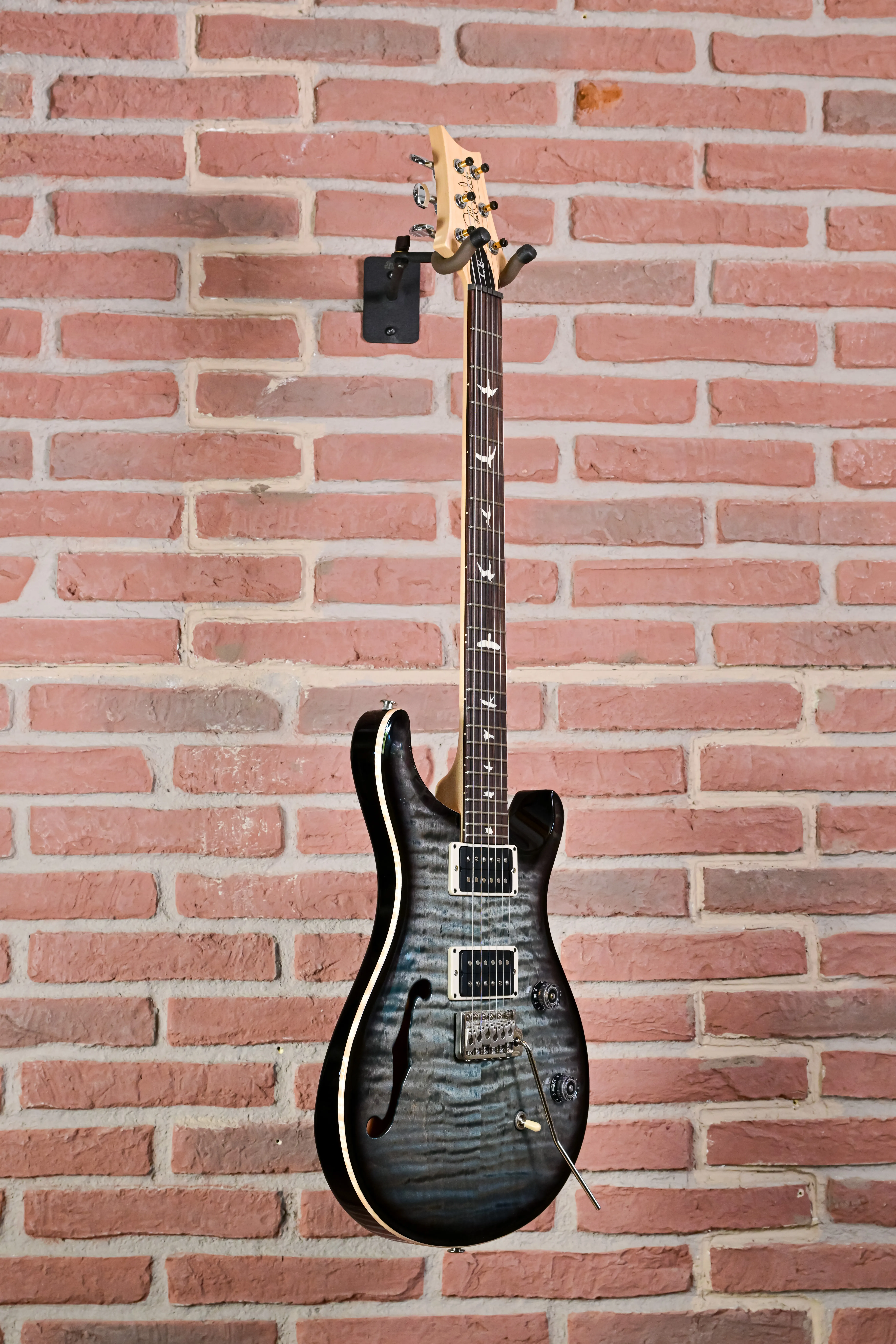 CE 24 Semi-Hollow Faded Blue Smokeburst