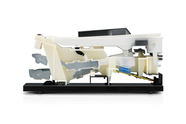 CN-201 Digitalpiano in Rosenholz