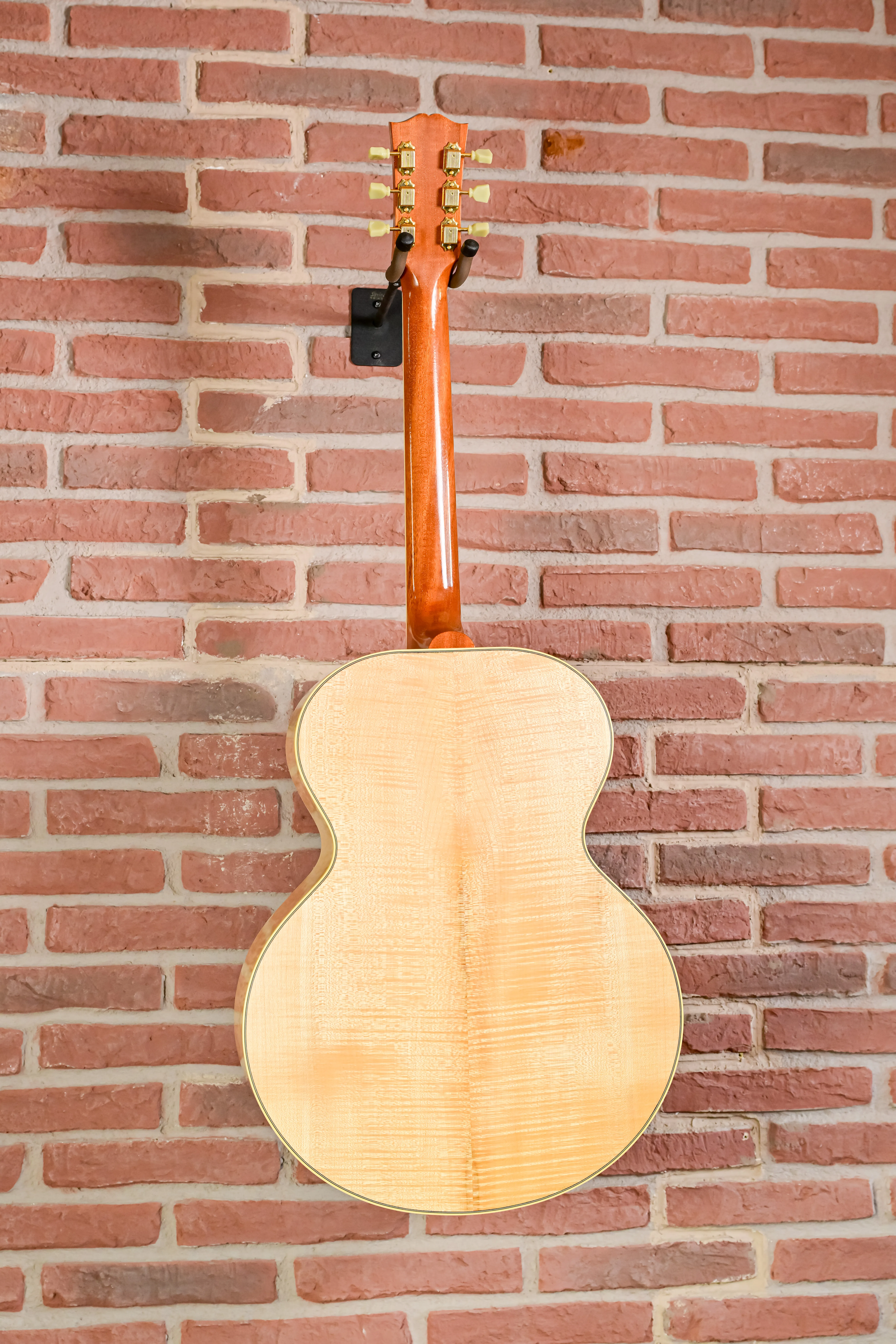 1952 J-185 Antique Natural