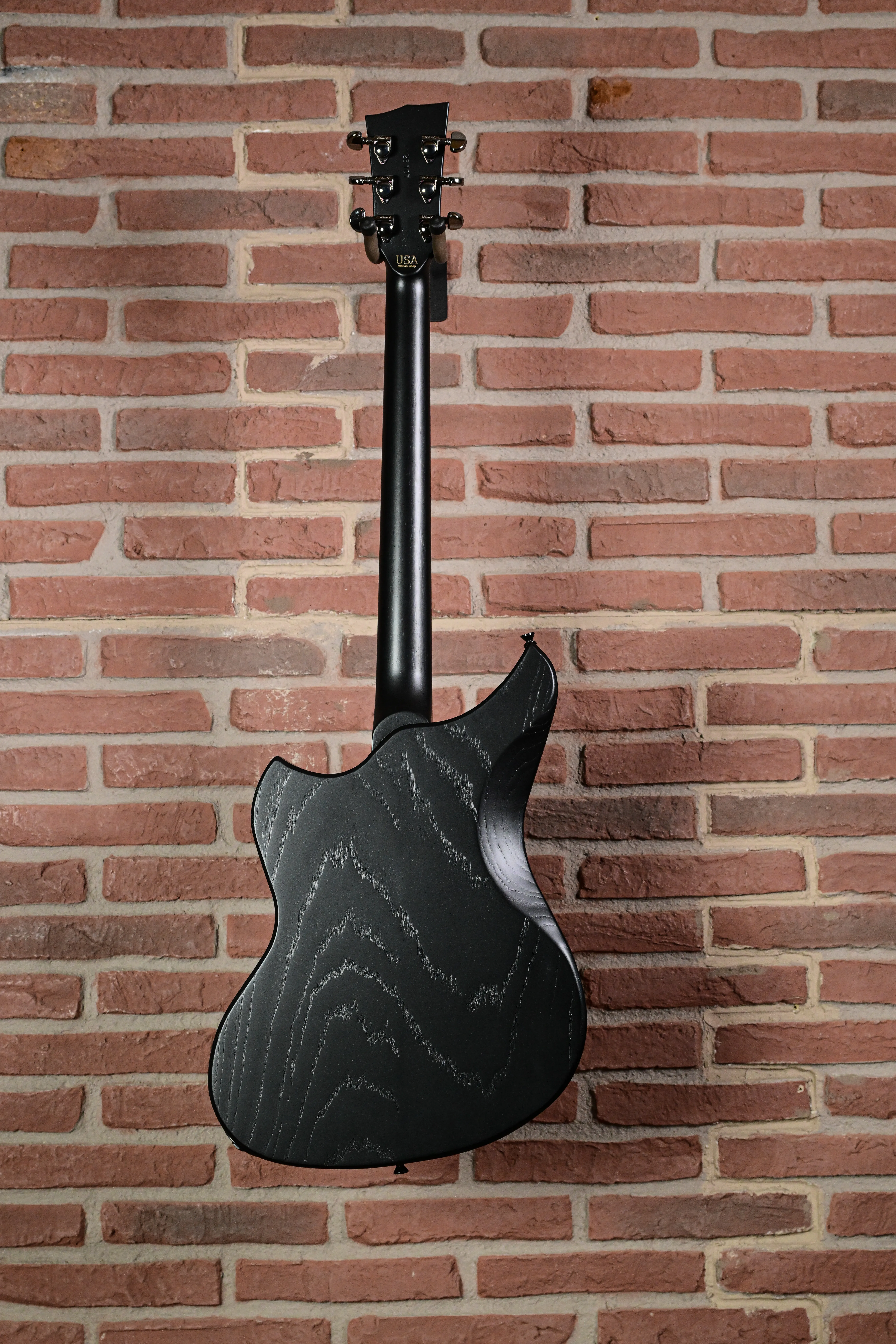 Yeti USA Cryptid Blackened Pearl