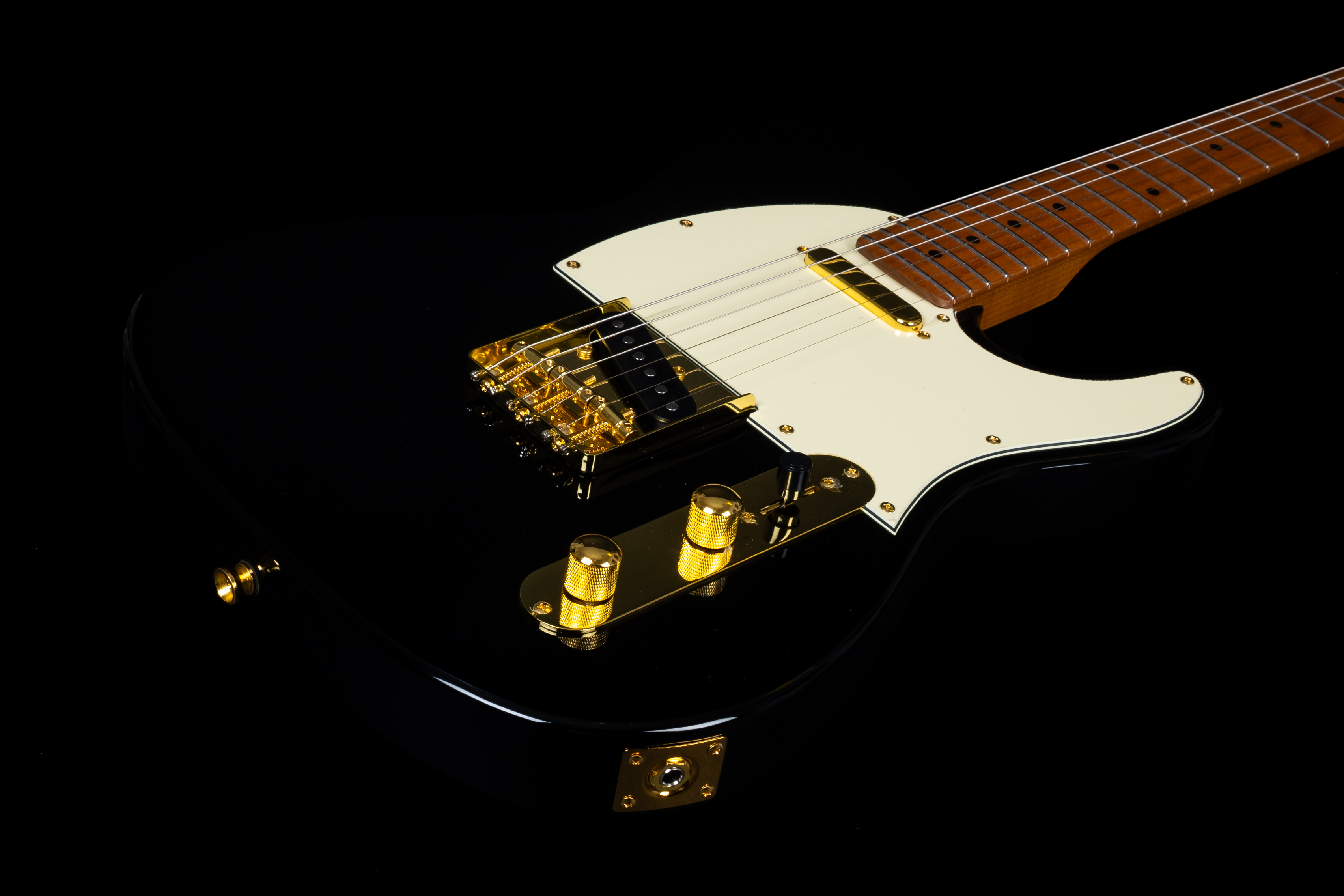 JT-300 BK G Black Gold E-Gitarre