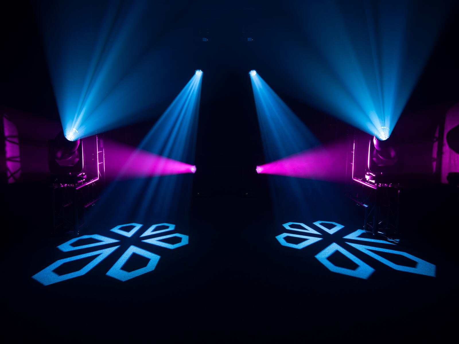 LED TMH-S400 CMY Moving-Head Beam/Spot/Wash 